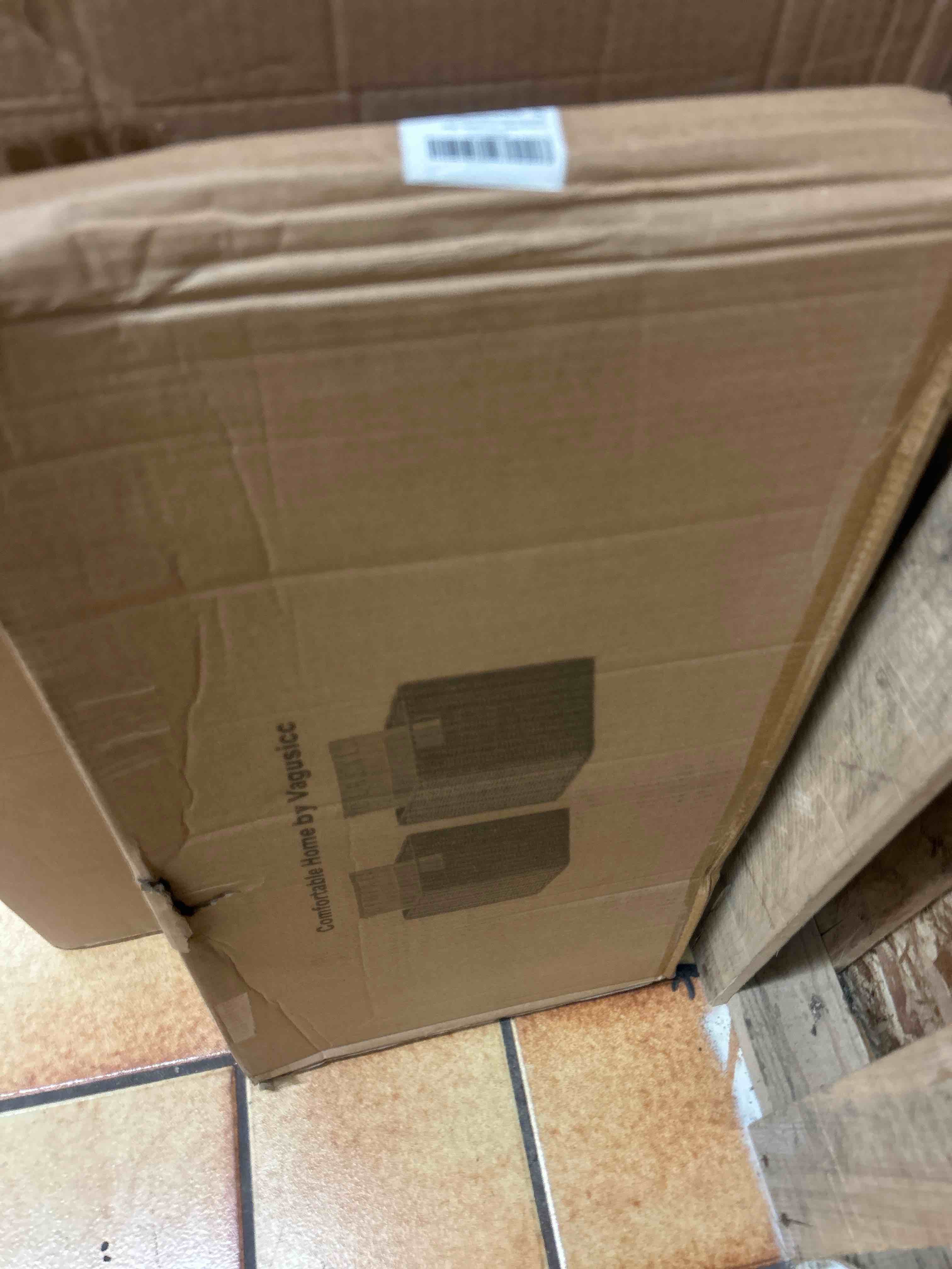 https://s3.amazonaws.com/lotting-images-prod/phillipi/BLU4402943_1747774398904.jpeg