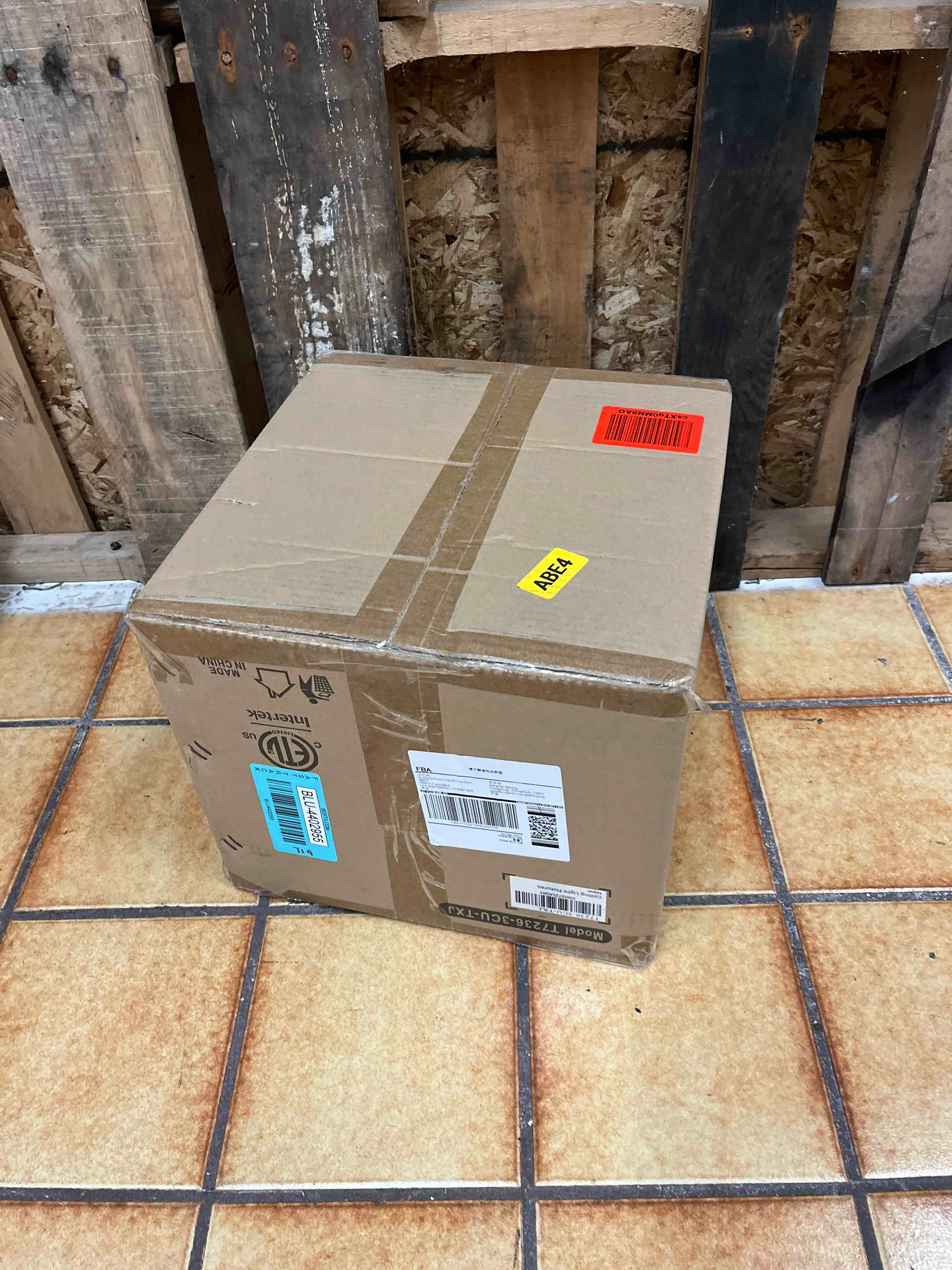 https://s3.amazonaws.com/lotting-images-prod/phillipi/BLU4402955_1747774640544.jpeg
