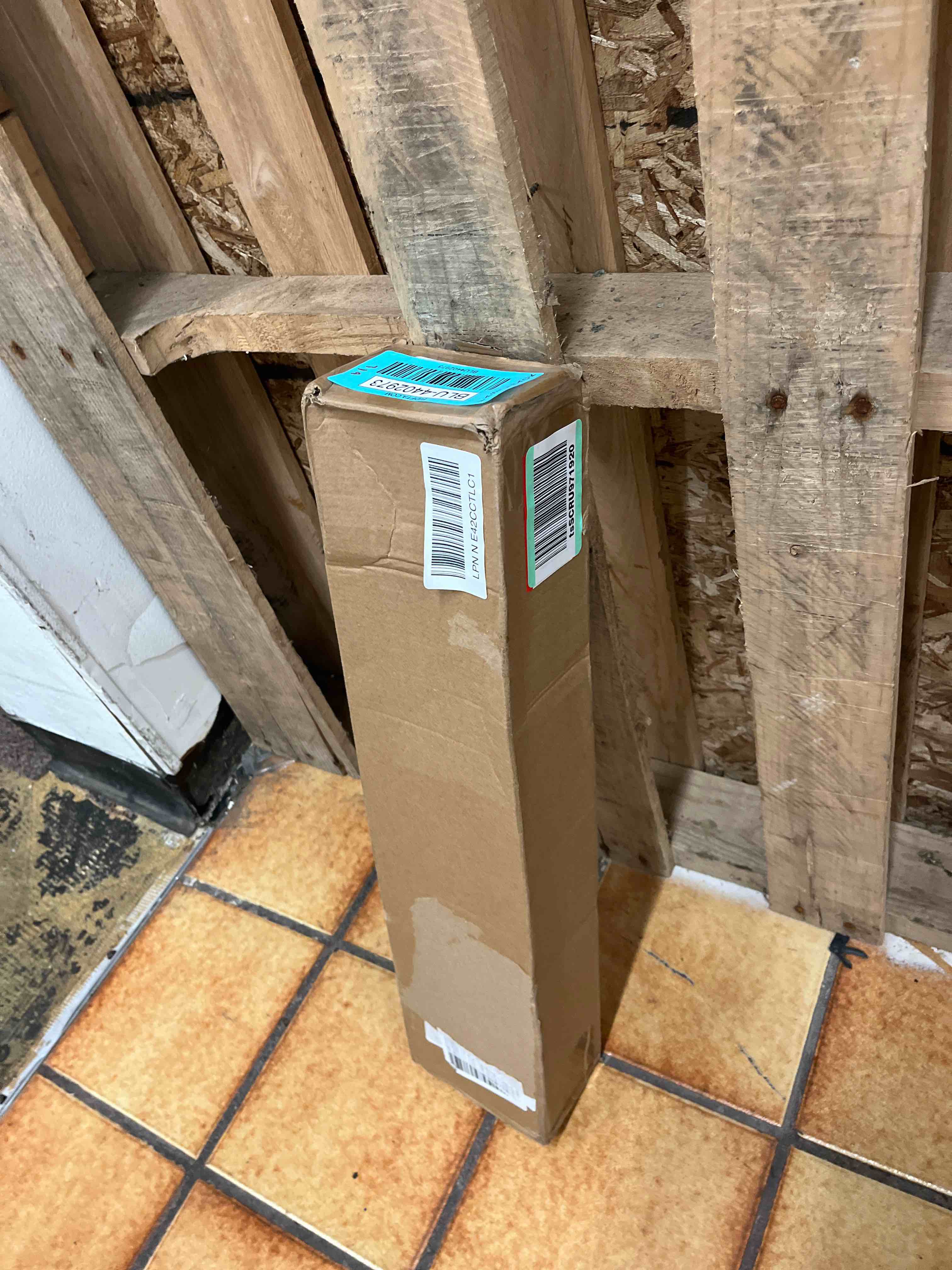 https://s3.amazonaws.com/lotting-images-prod/phillipi/BLU4402973_1747773230420.jpeg