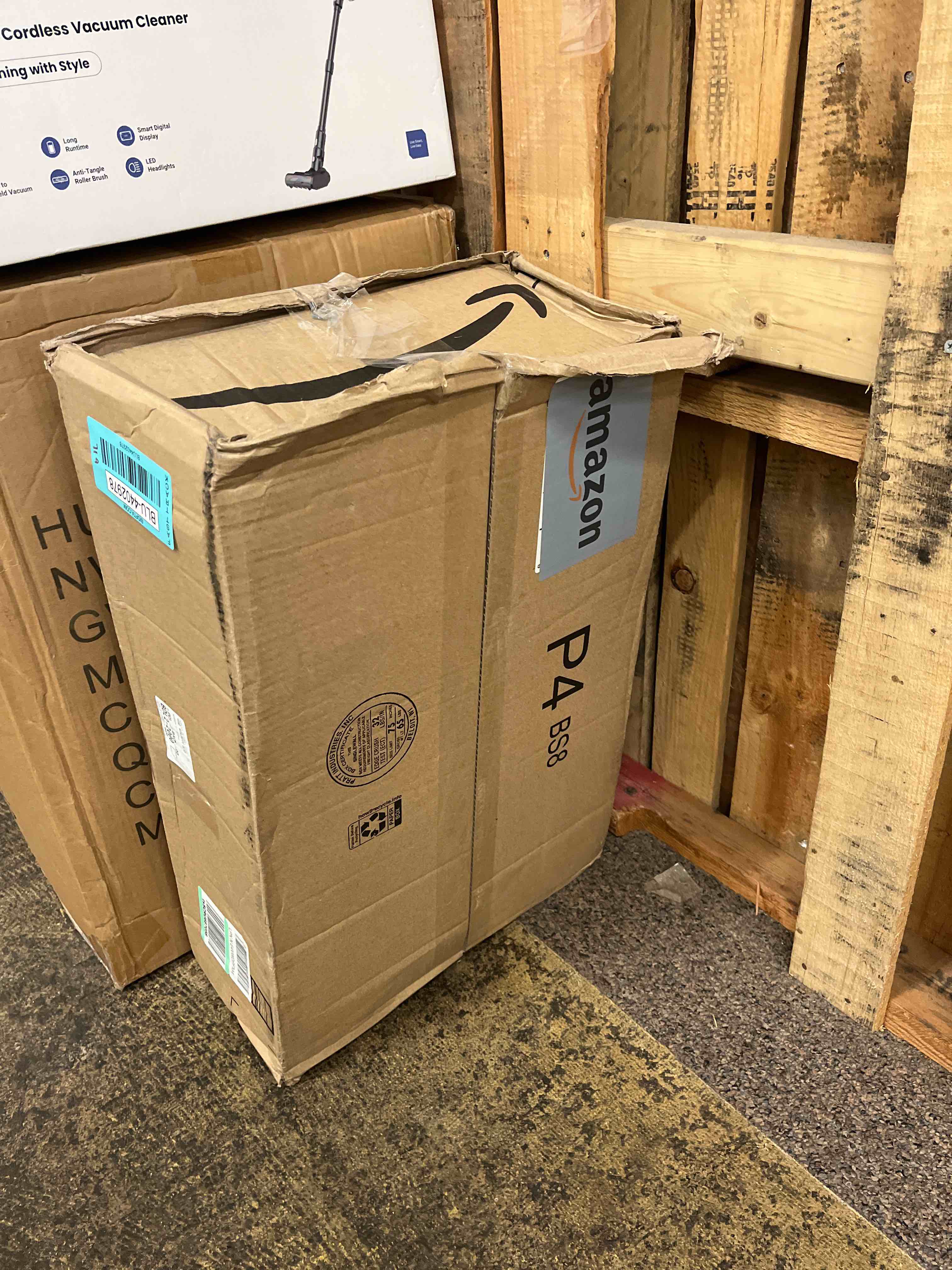 https://s3.amazonaws.com/lotting-images-prod/phillipi/BLU4402978_1747772736269.jpeg