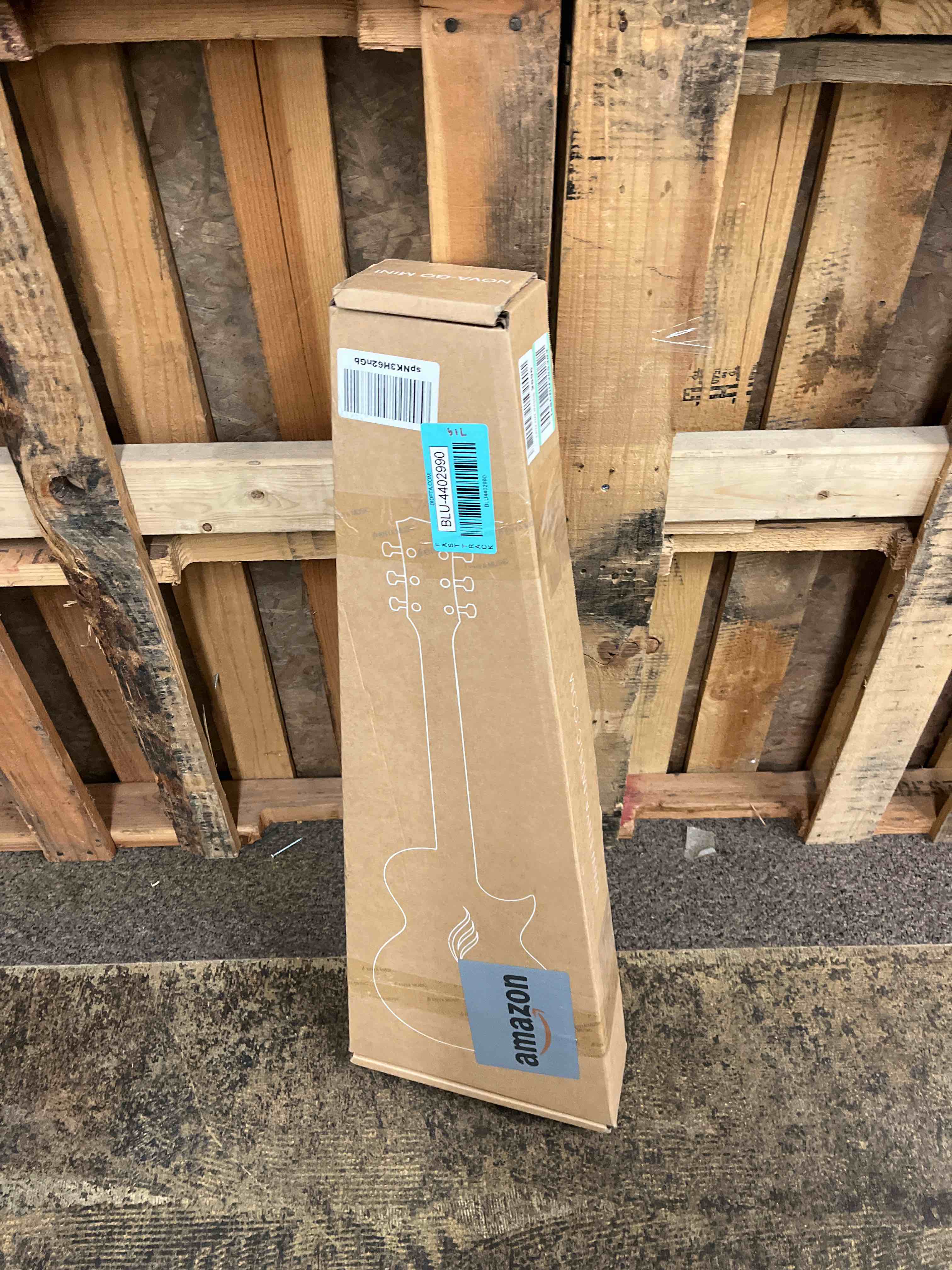 https://s3.amazonaws.com/lotting-images-prod/phillipi/BLU4402990_1747770721033.jpeg