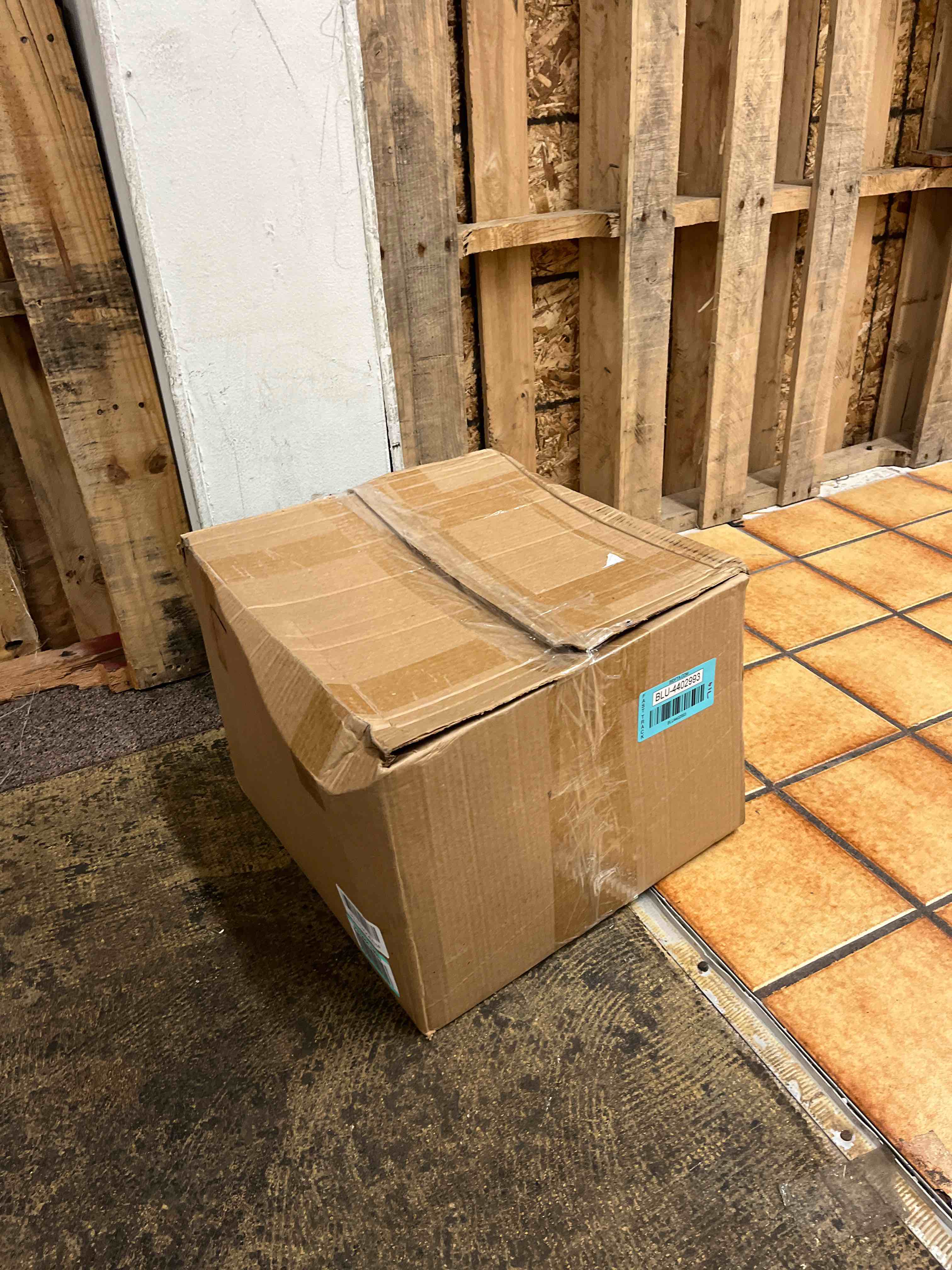 https://s3.amazonaws.com/lotting-images-prod/phillipi/BLU4402993_1747771173748.jpeg