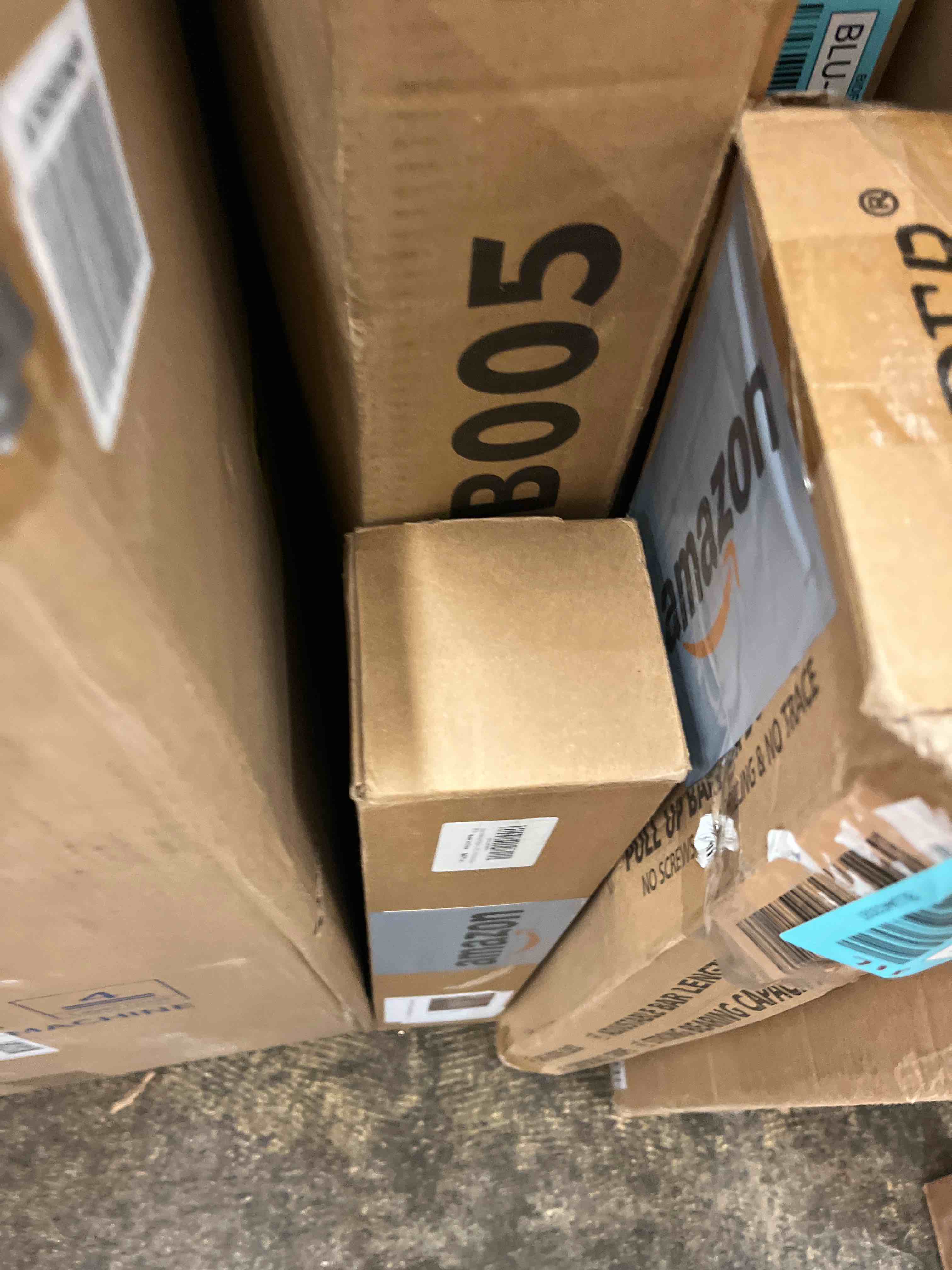https://s3.amazonaws.com/lotting-images-prod/phillipi/BLU4403061_1747775037026.jpeg