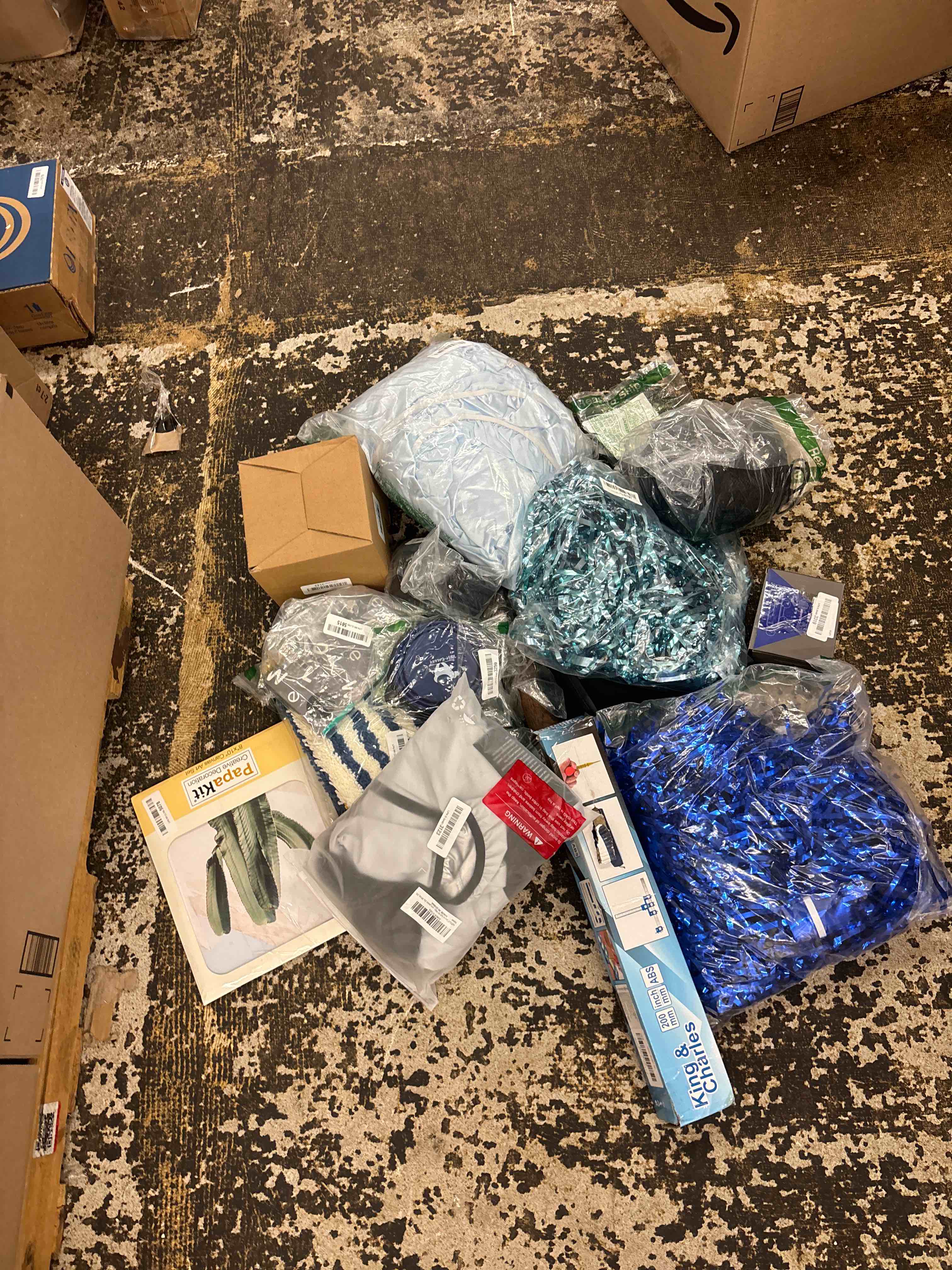 https://s3.amazonaws.com/lotting-images-prod/phillipi/BLU4404193_1752832007618.jpeg
