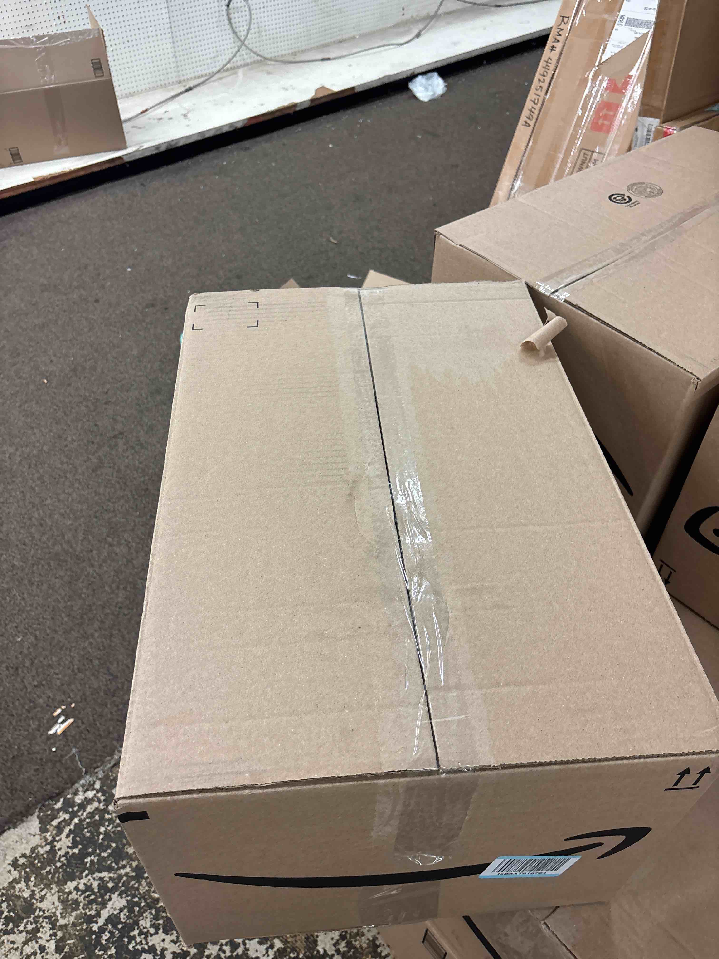 https://s3.amazonaws.com/lotting-images-prod/phillipi/BLU4404194_1752831745083.jpeg