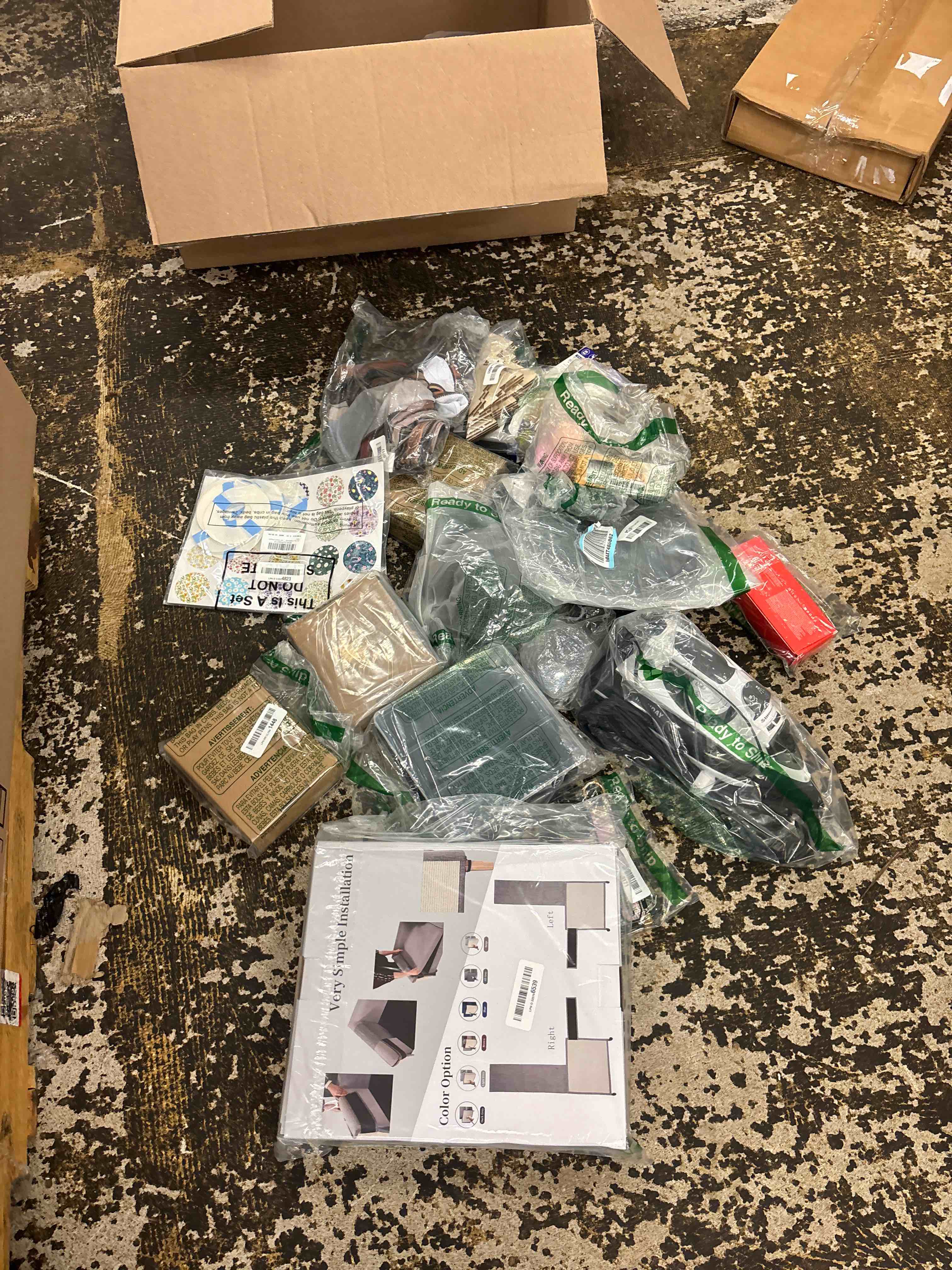 https://s3.amazonaws.com/lotting-images-prod/phillipi/BLU4404196_1752812181695.jpeg