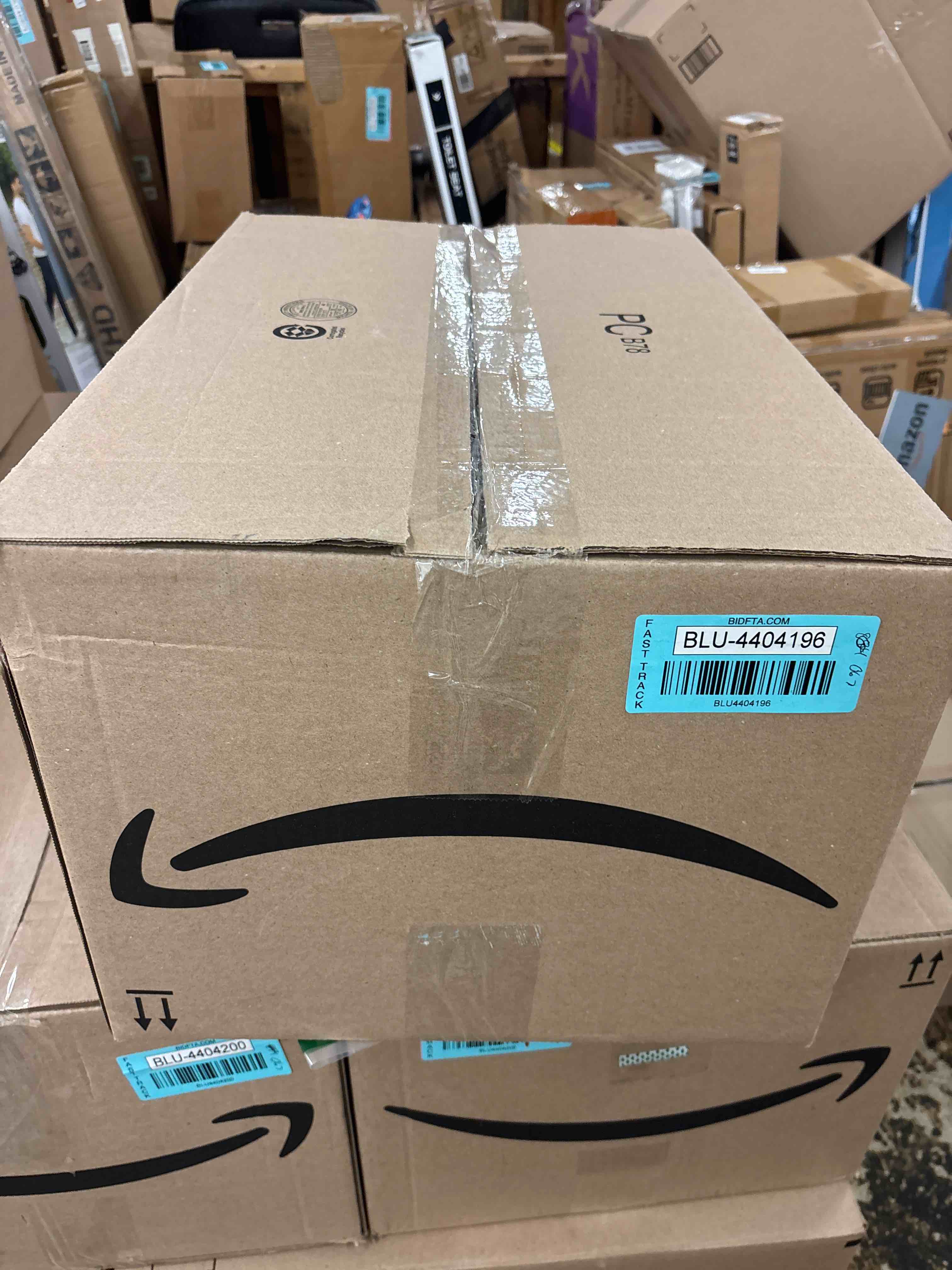 https://s3.amazonaws.com/lotting-images-prod/phillipi/BLU4404196_1752812228040.jpeg