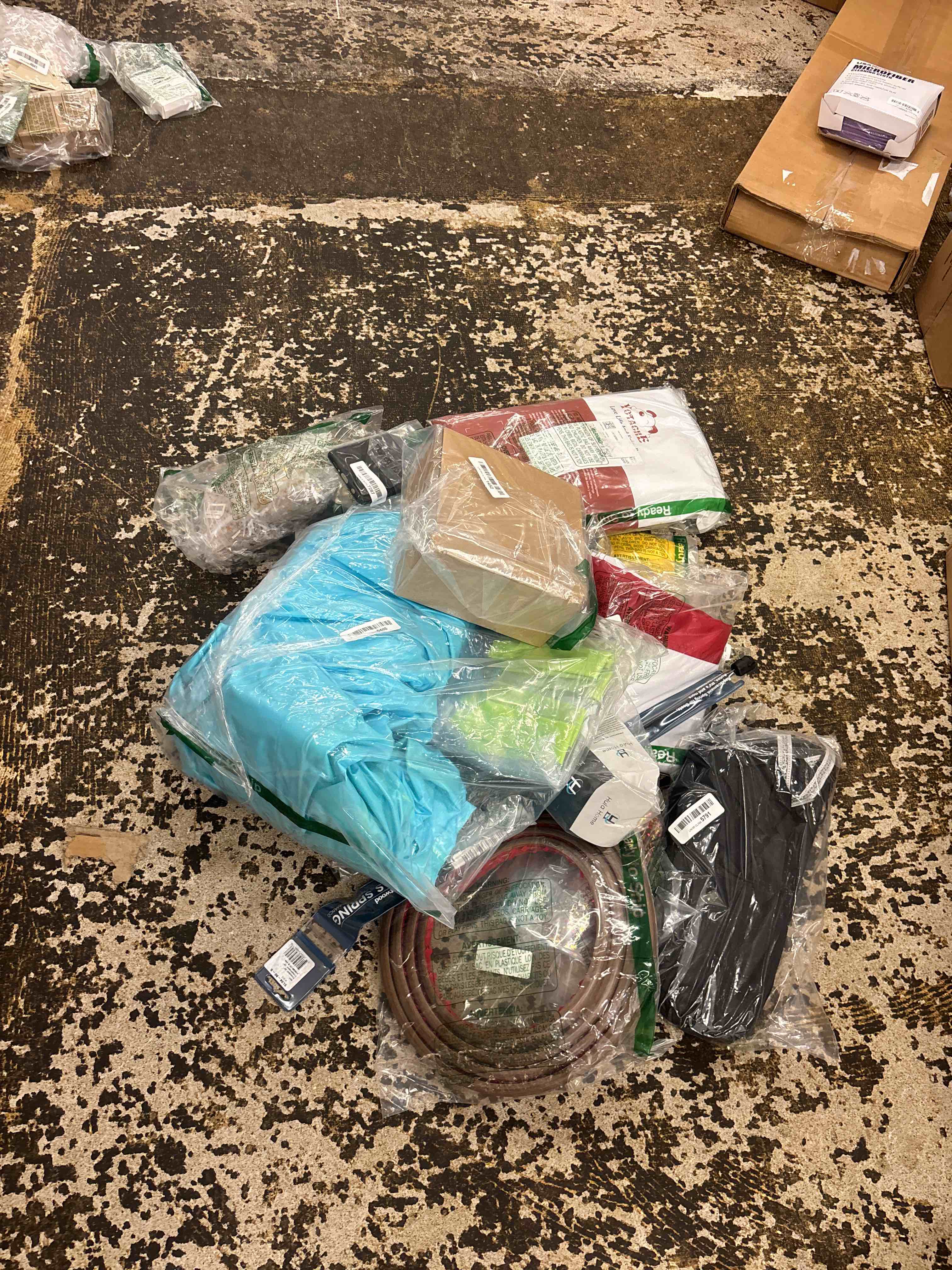 https://s3.amazonaws.com/lotting-images-prod/phillipi/BLU4404197_1752811925760.jpeg