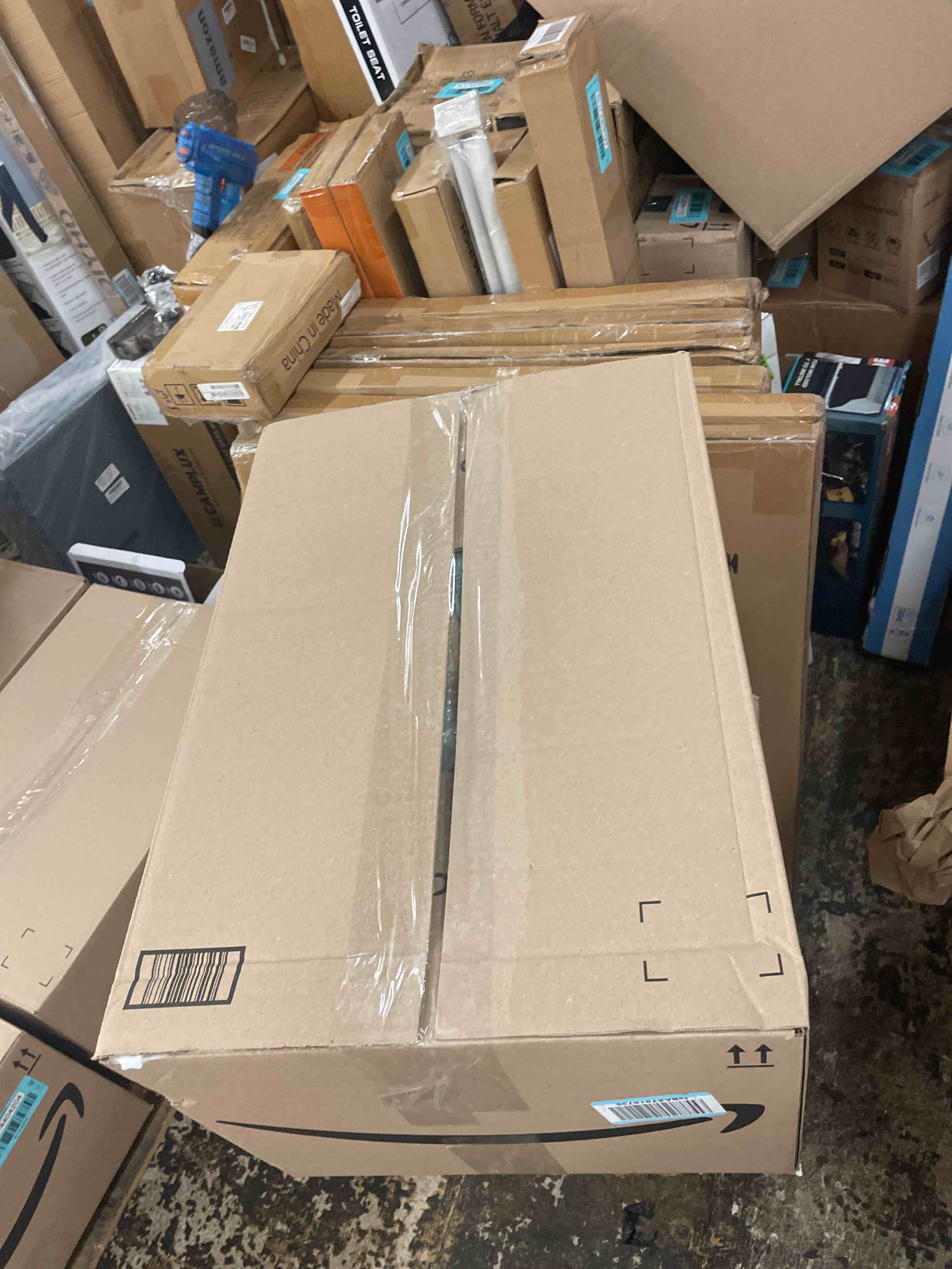 https://s3.amazonaws.com/lotting-images-prod/phillipi/BLU4404202_1752652188422.jpeg