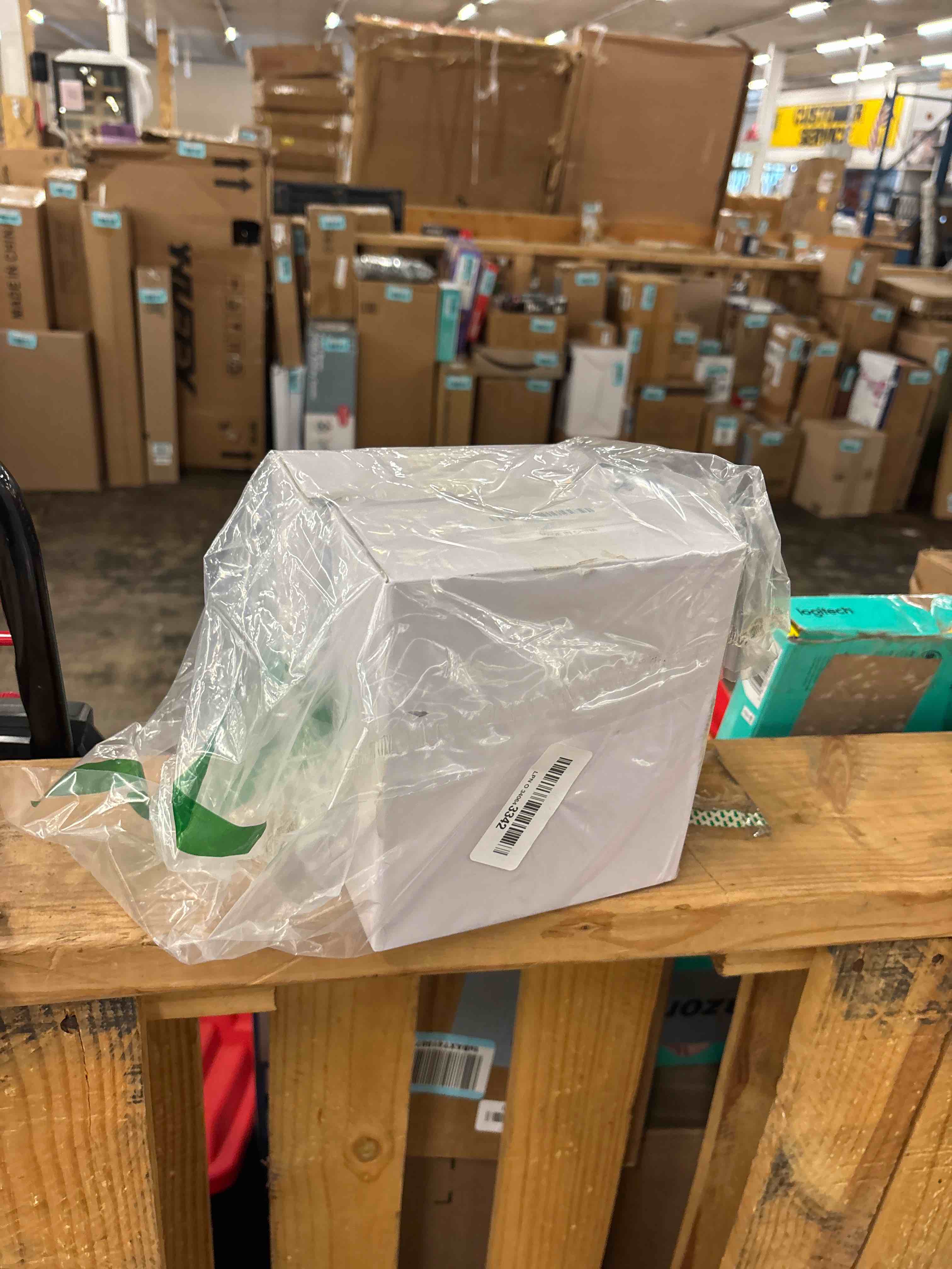 https://s3.amazonaws.com/lotting-images-prod/phillipi/BLU4404399_1751040537005.jpeg