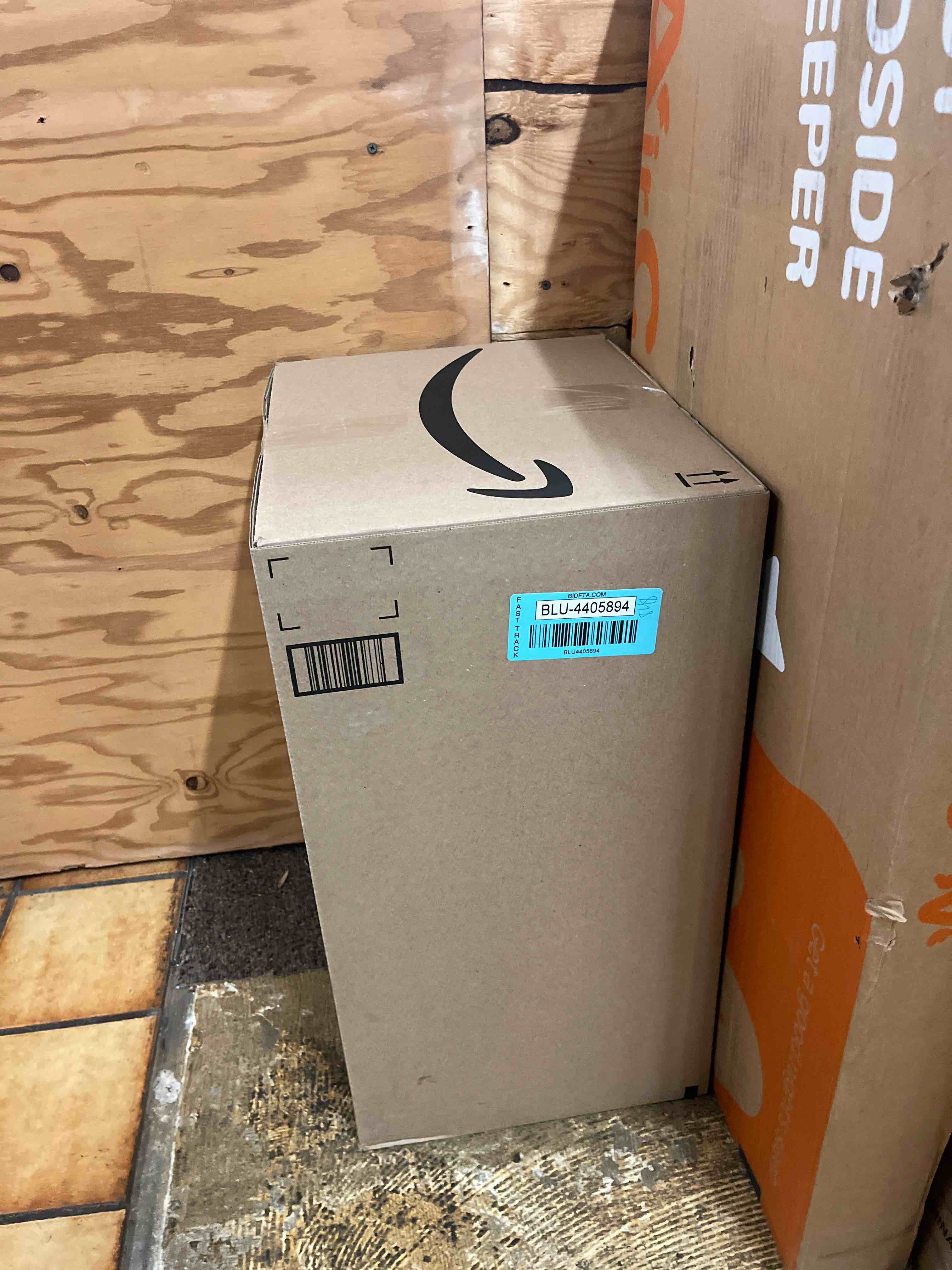 https://s3.amazonaws.com/lotting-images-prod/phillipi/BLU4405894_1749677699520.jpeg