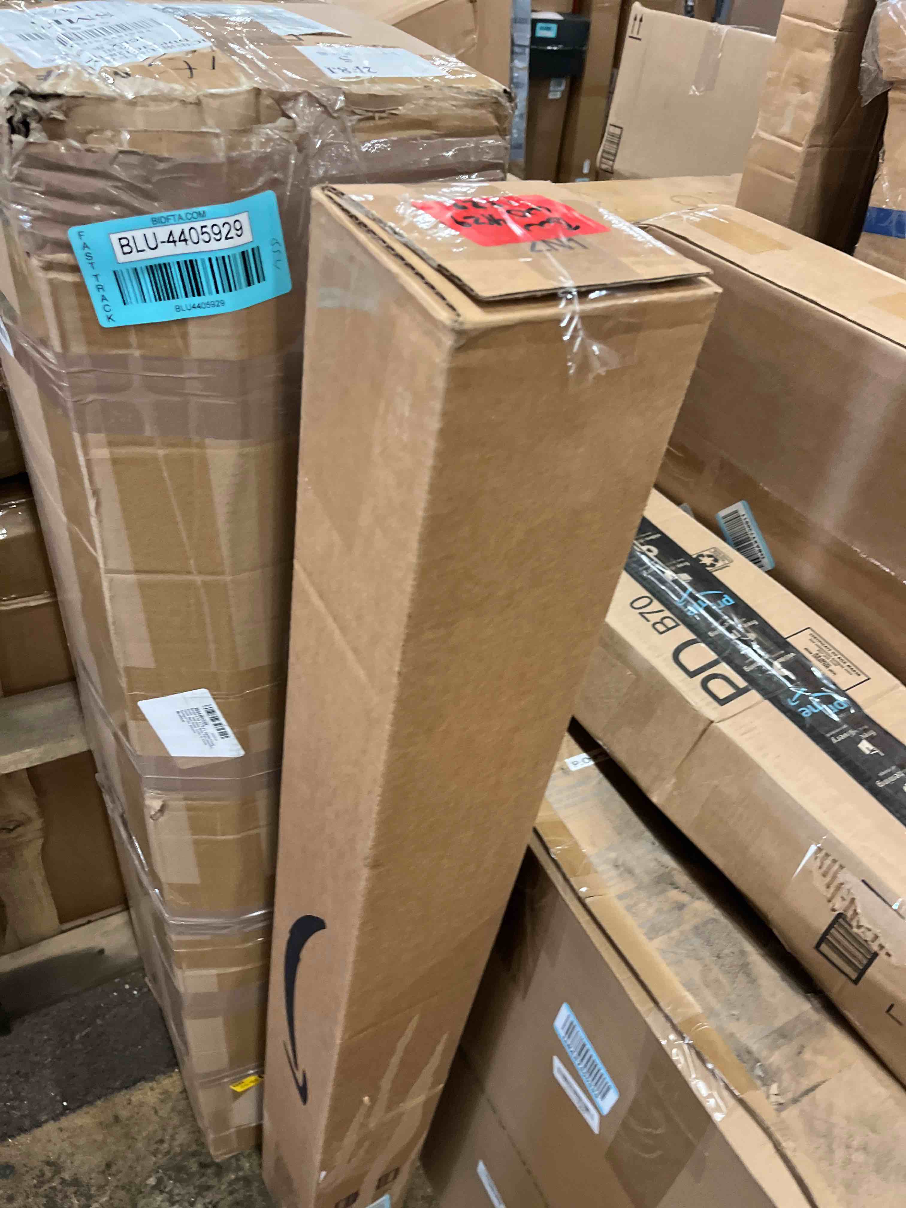 https://s3.amazonaws.com/lotting-images-prod/phillipi/BLU4405926_1749745584277.jpeg