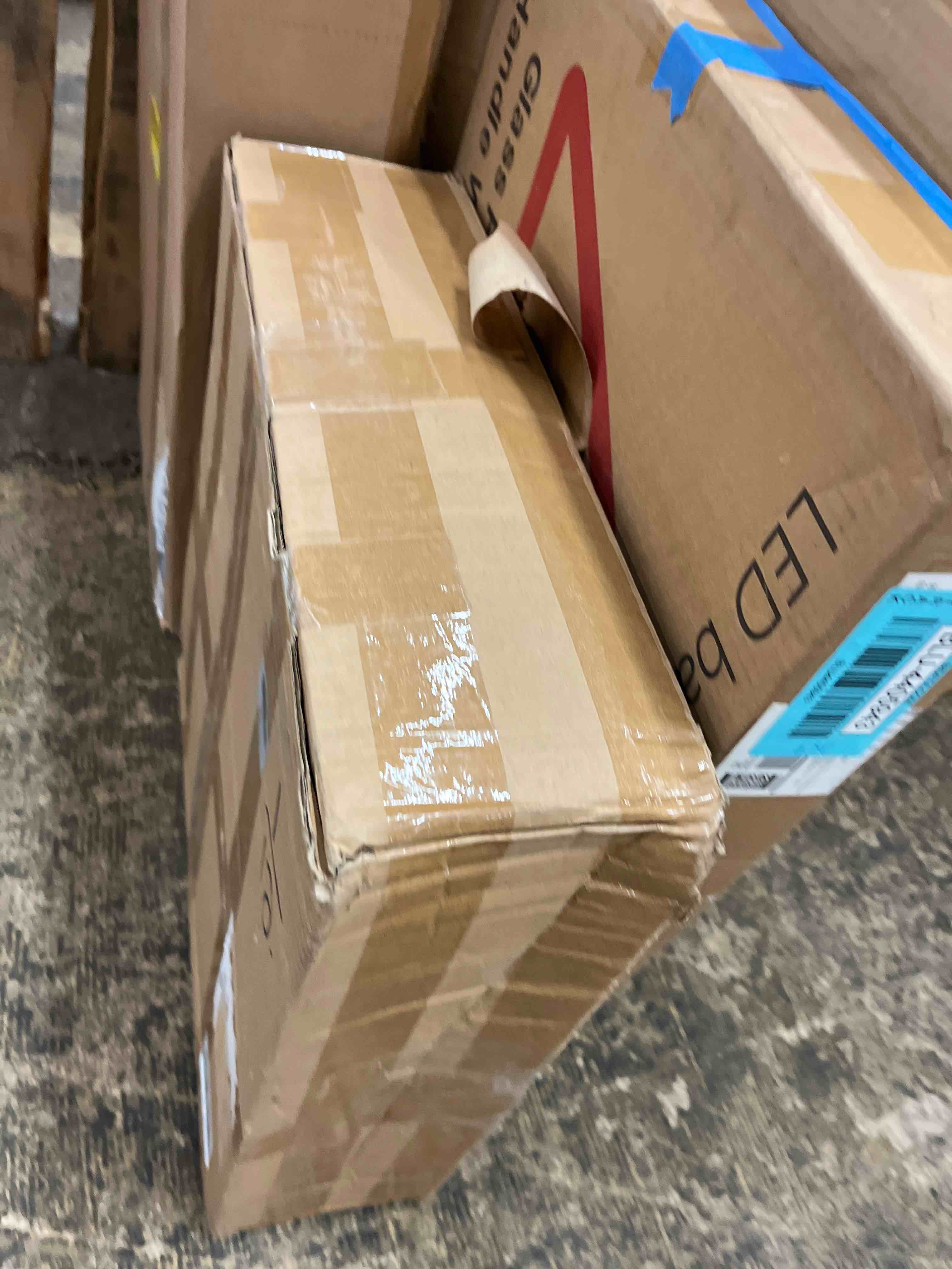 https://s3.amazonaws.com/lotting-images-prod/phillipi/BLU4405947_1746046539406.jpeg