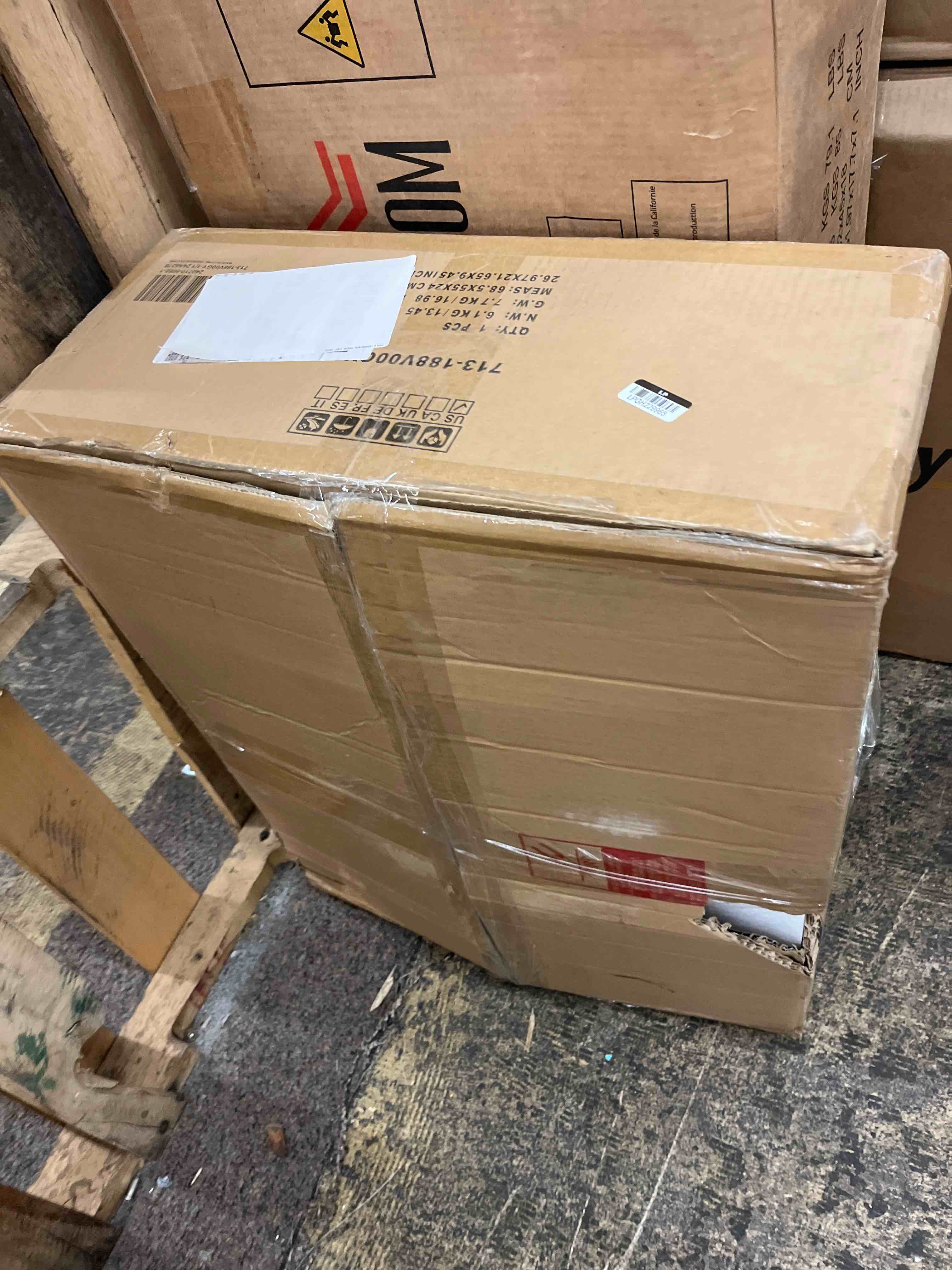 https://s3.amazonaws.com/lotting-images-prod/phillipi/BLU4406018_1746044977917.jpeg