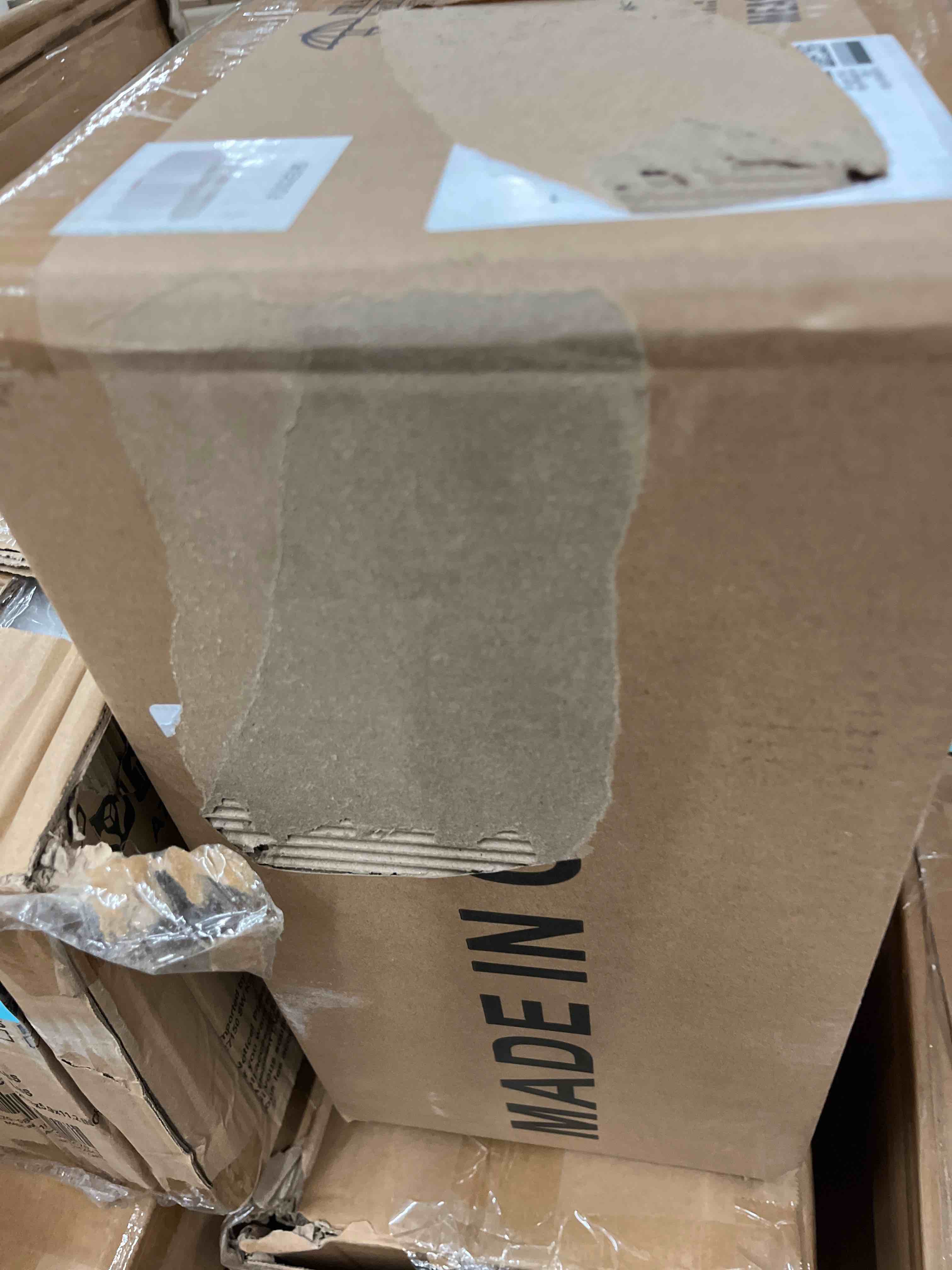 https://s3.amazonaws.com/lotting-images-prod/phillipi/BLU4406024_1746045452603.jpeg