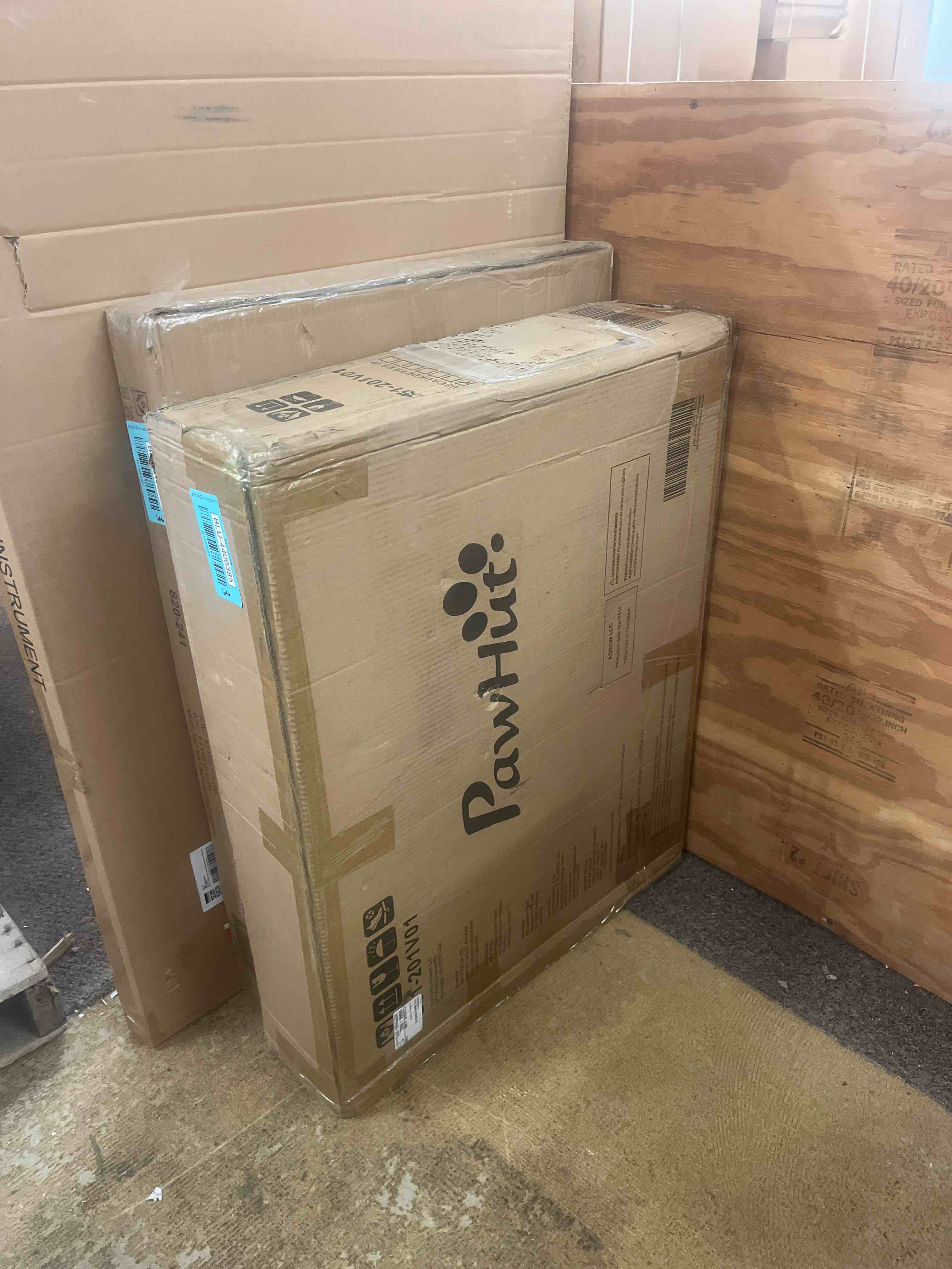 https://s3.amazonaws.com/lotting-images-prod/phillipi/BLU4406385_1746137368469.jpeg