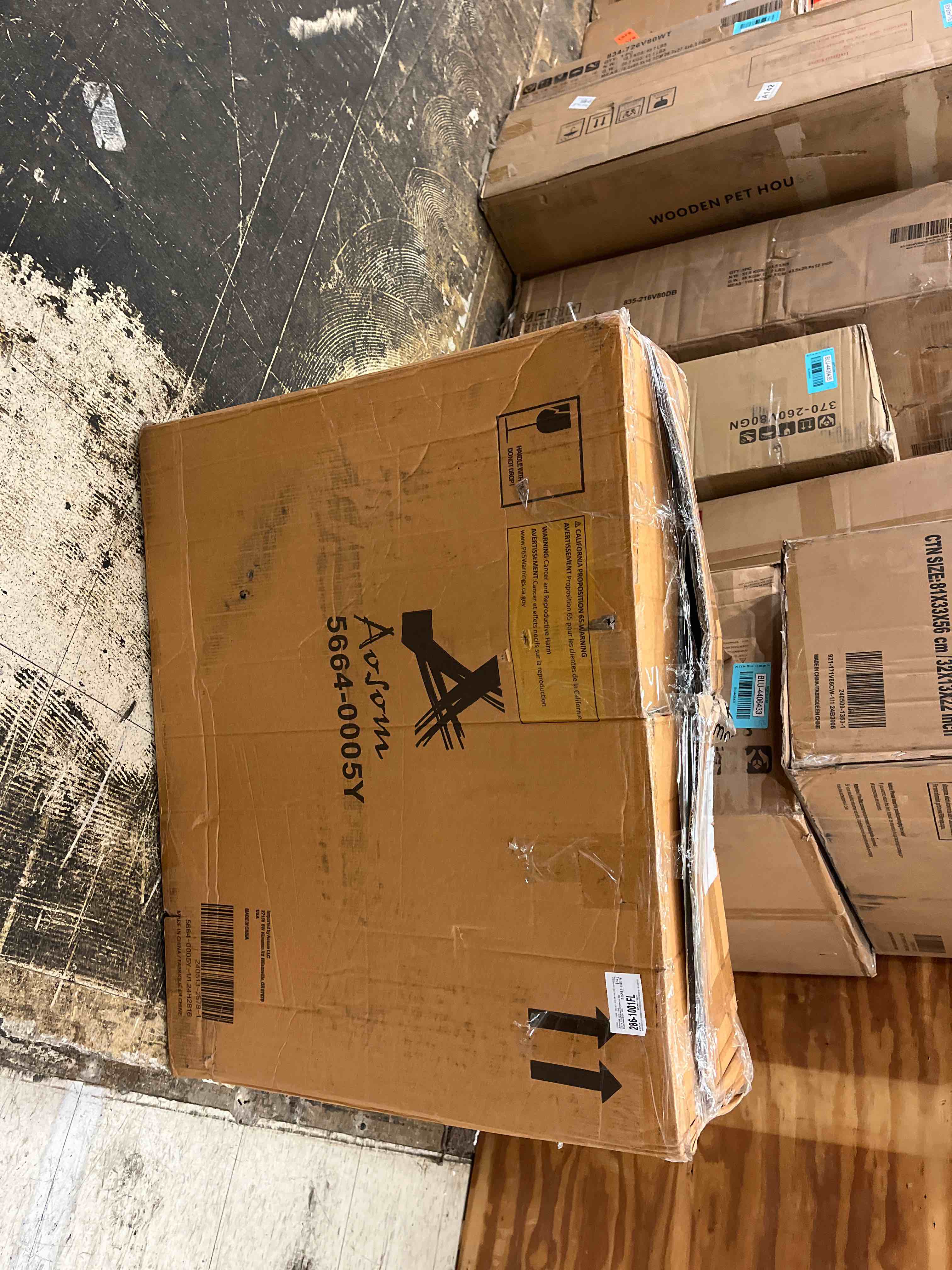 https://s3.amazonaws.com/lotting-images-prod/phillipi/BLU4406430_1746196764209.jpeg