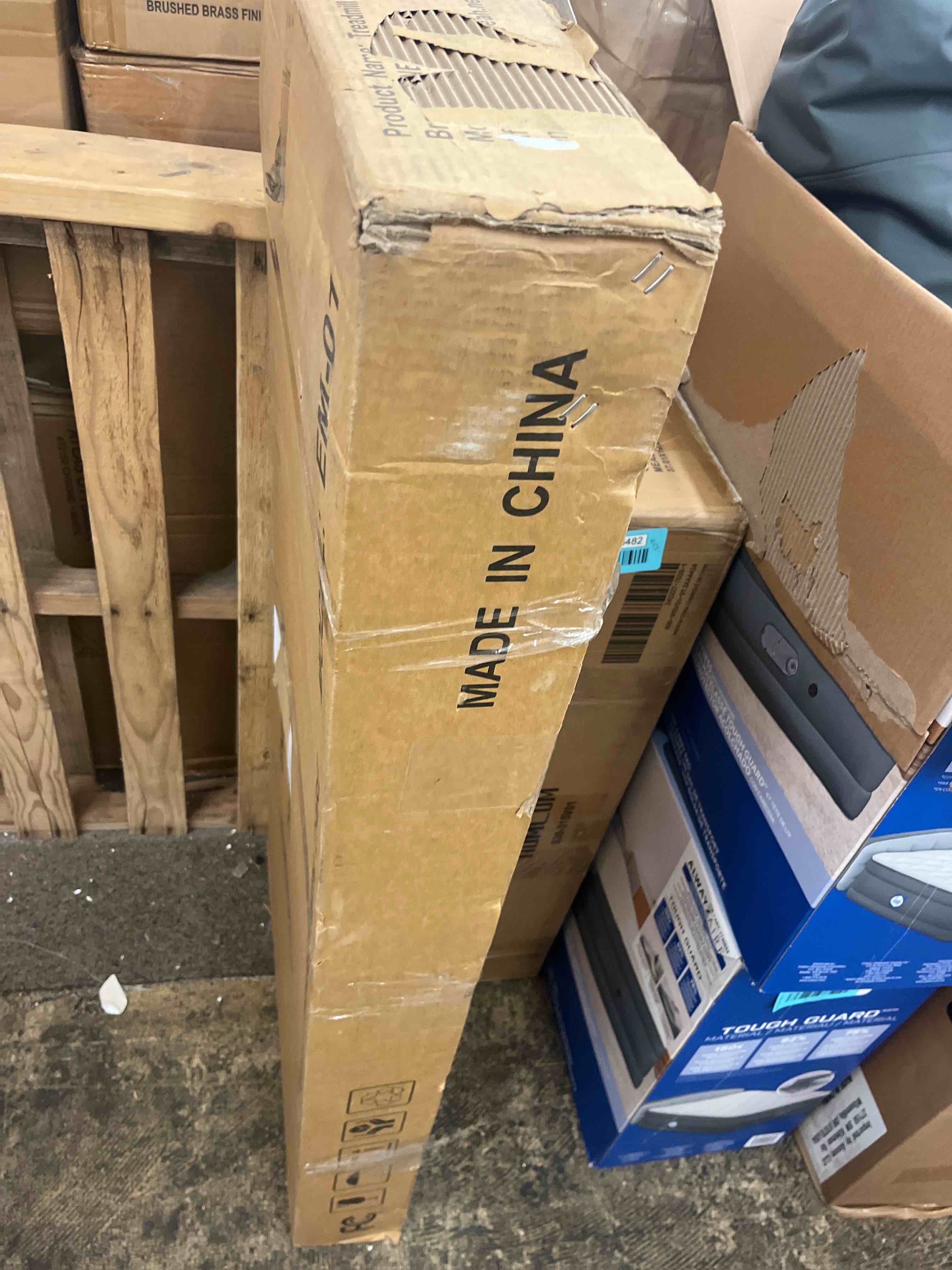 https://s3.amazonaws.com/lotting-images-prod/phillipi/BLU4406481_1746195578092.jpeg