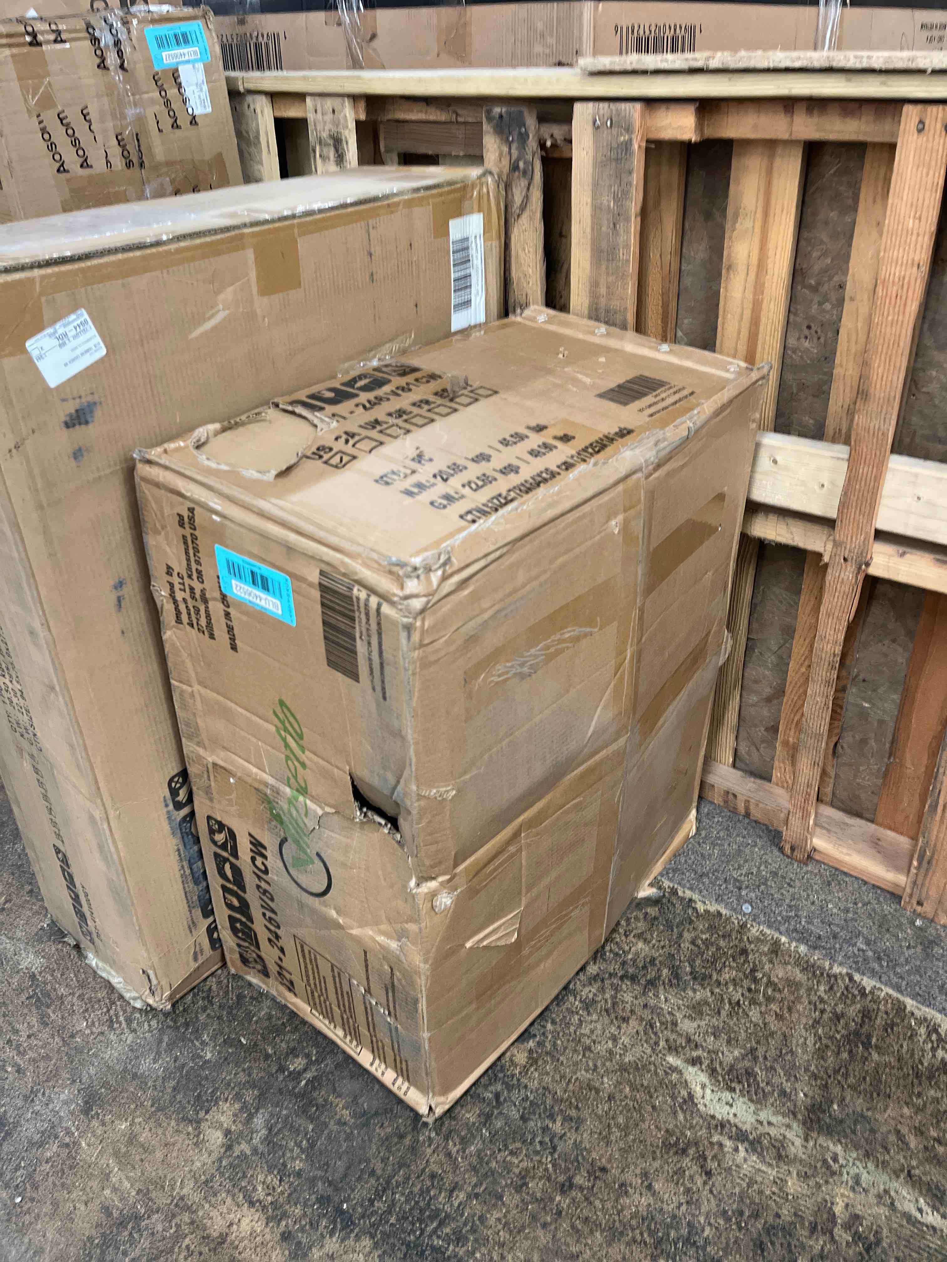 https://s3.amazonaws.com/lotting-images-prod/phillipi/BLU4406522_1746463911900.jpeg
