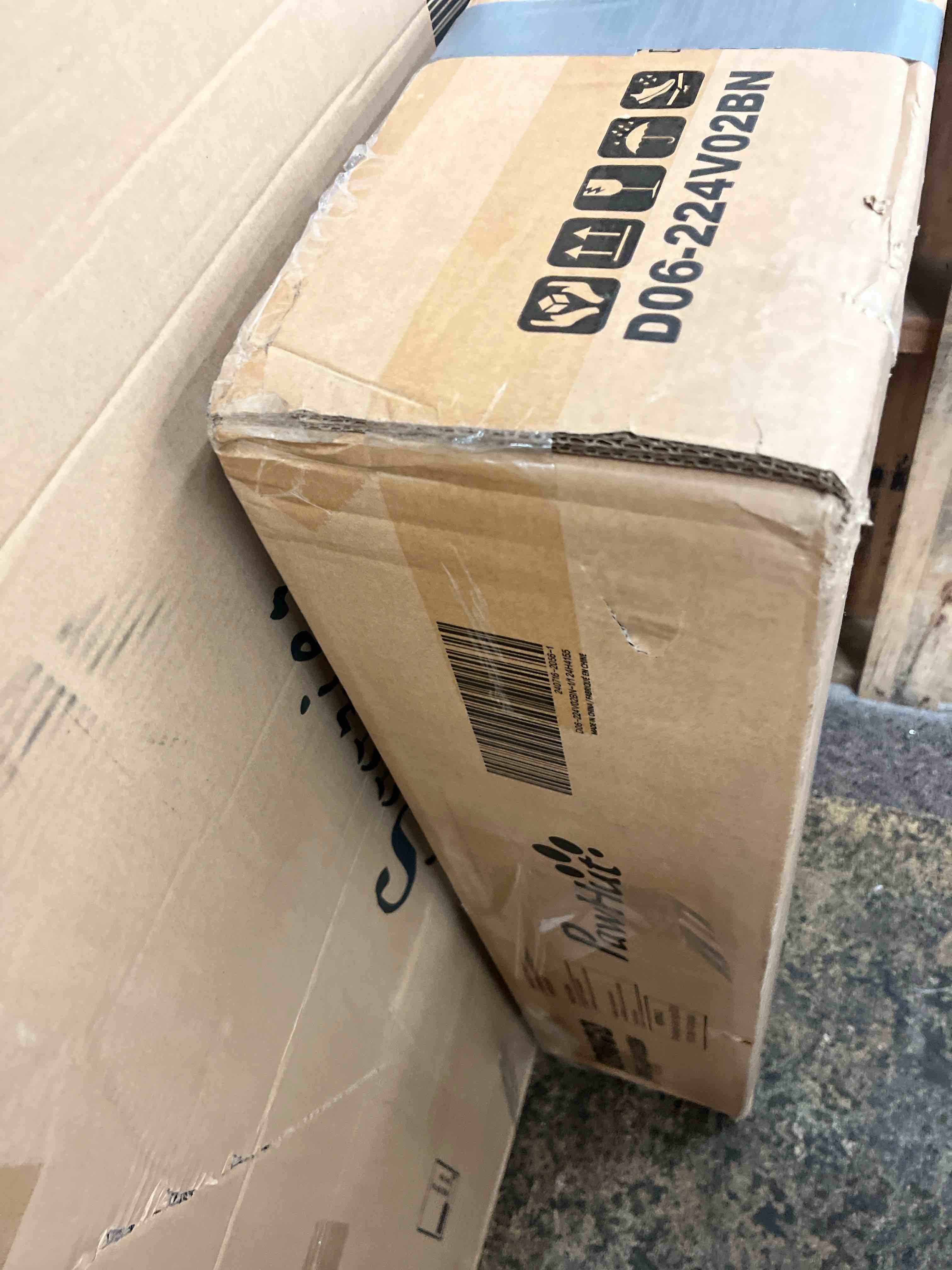 https://s3.amazonaws.com/lotting-images-prod/phillipi/BLU4406625_1746461032107.jpeg