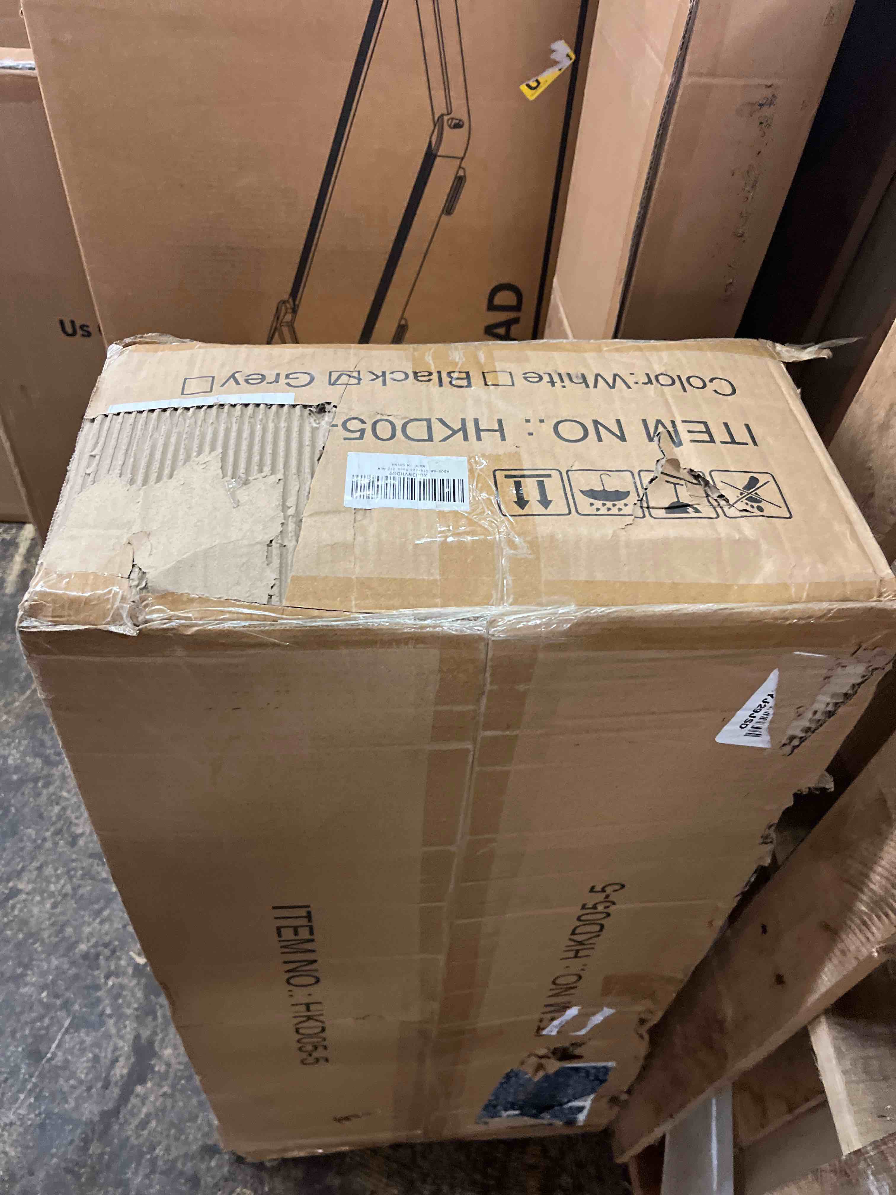 https://s3.amazonaws.com/lotting-images-prod/phillipi/BLU4406845_1746769501844.jpeg
