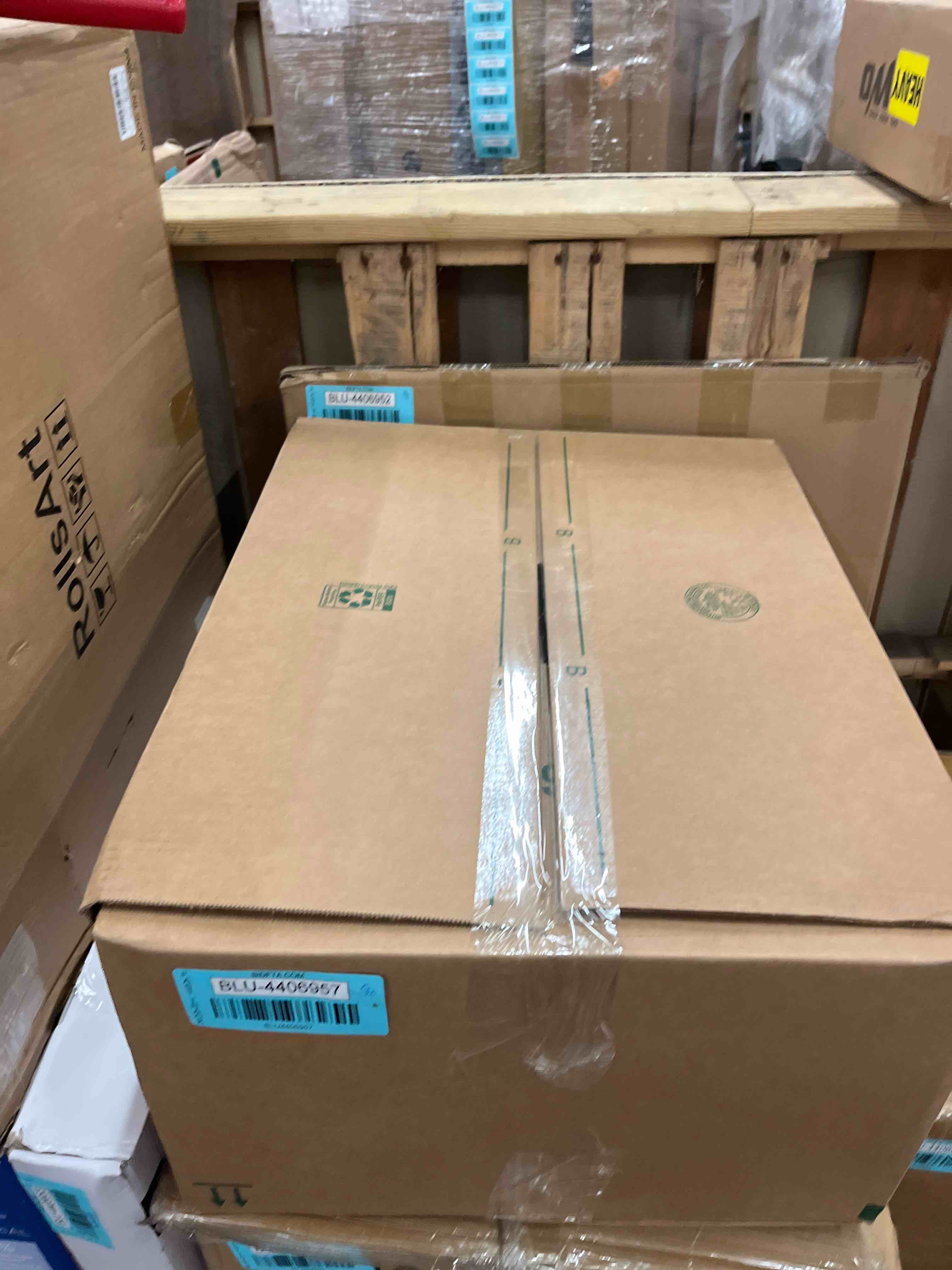 https://s3.amazonaws.com/lotting-images-prod/phillipi/BLU4406957_1746764593527.jpeg