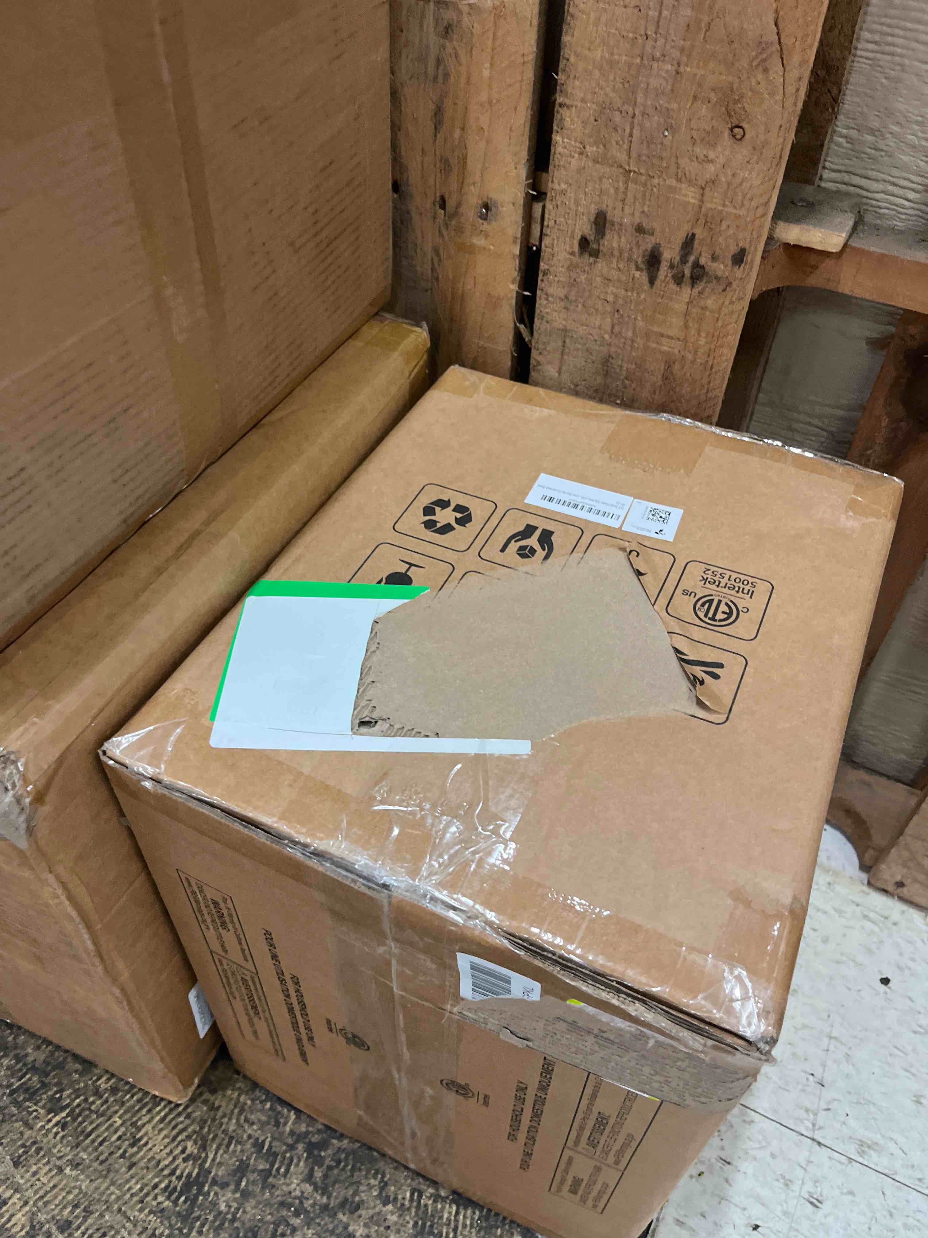 https://s3.amazonaws.com/lotting-images-prod/phillipi/BLU4406959_1746764820618.jpeg