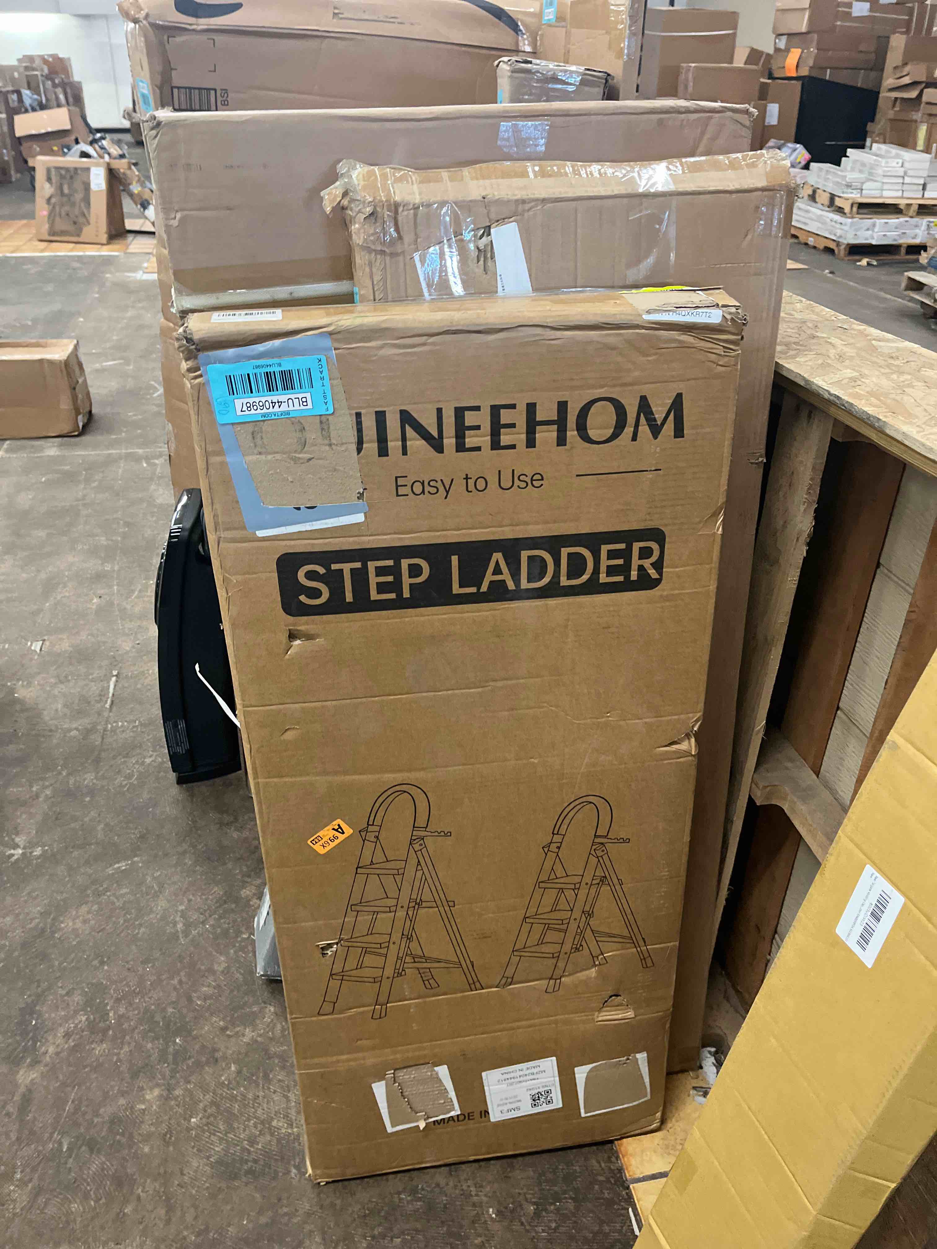 https://s3.amazonaws.com/lotting-images-prod/phillipi/BLU4406987_1746802136054.jpeg