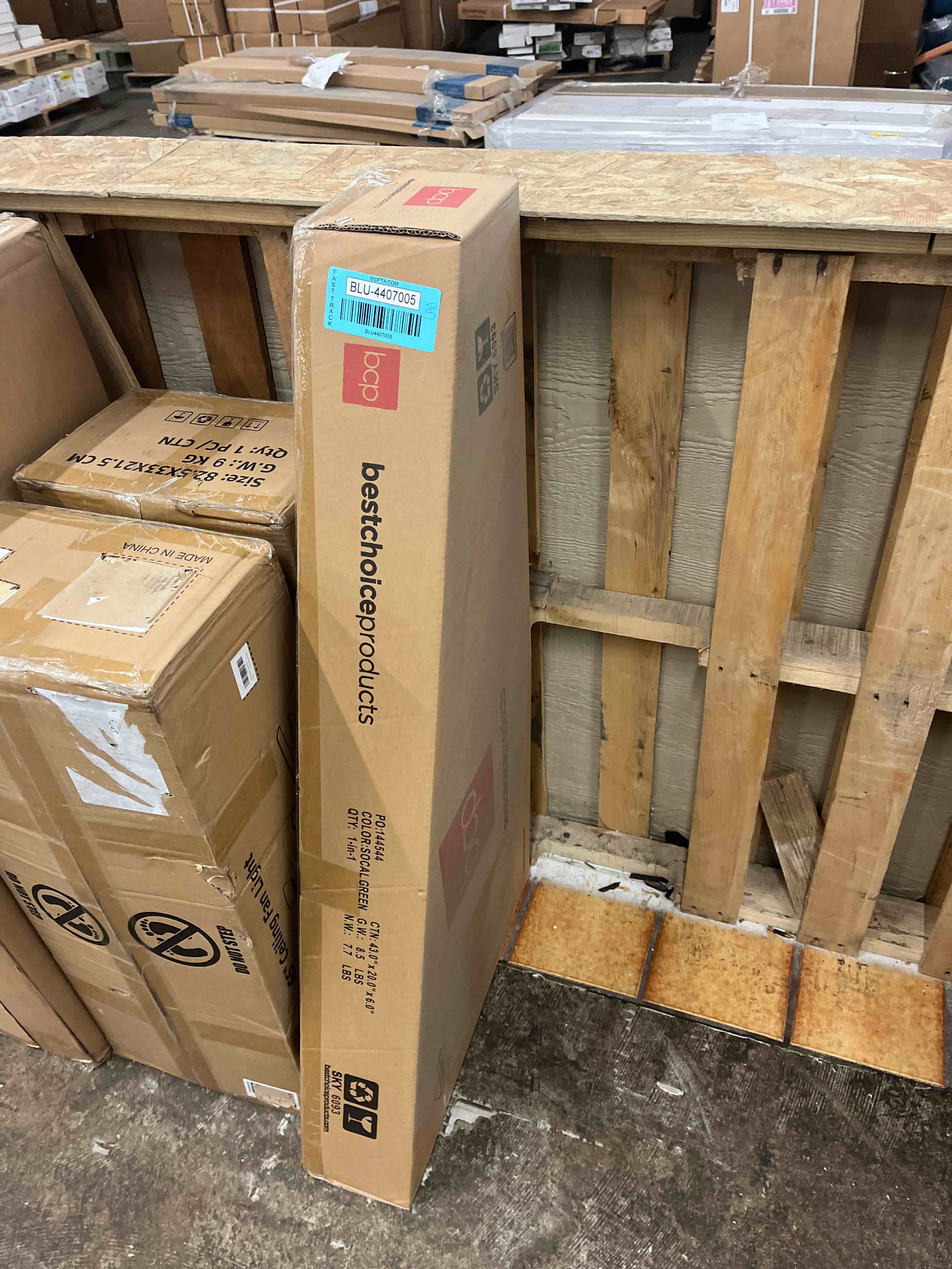 https://s3.amazonaws.com/lotting-images-prod/phillipi/BLU4407004_1746798351768.jpeg