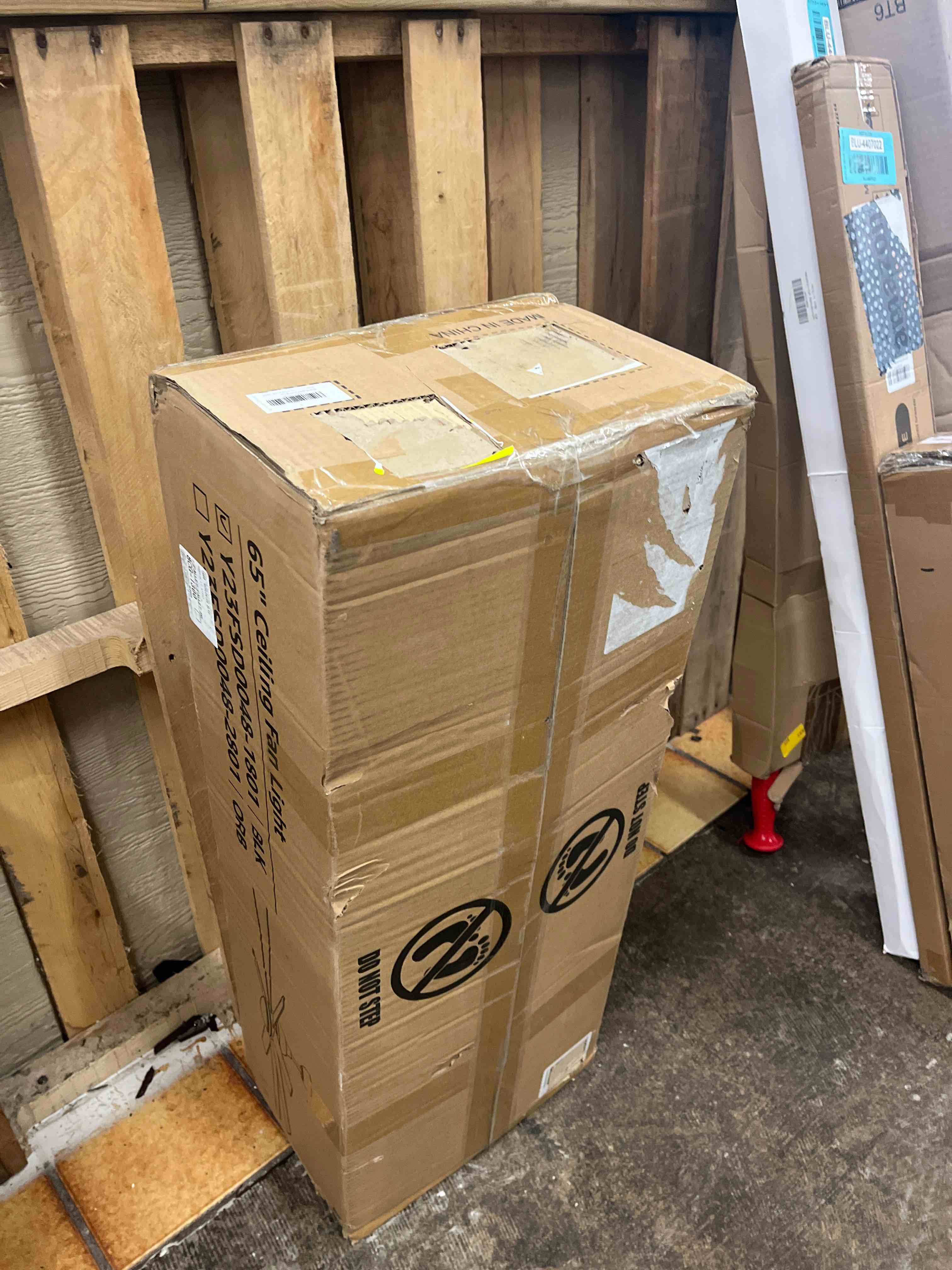 https://s3.amazonaws.com/lotting-images-prod/phillipi/BLU4407010_1746798284626.jpeg