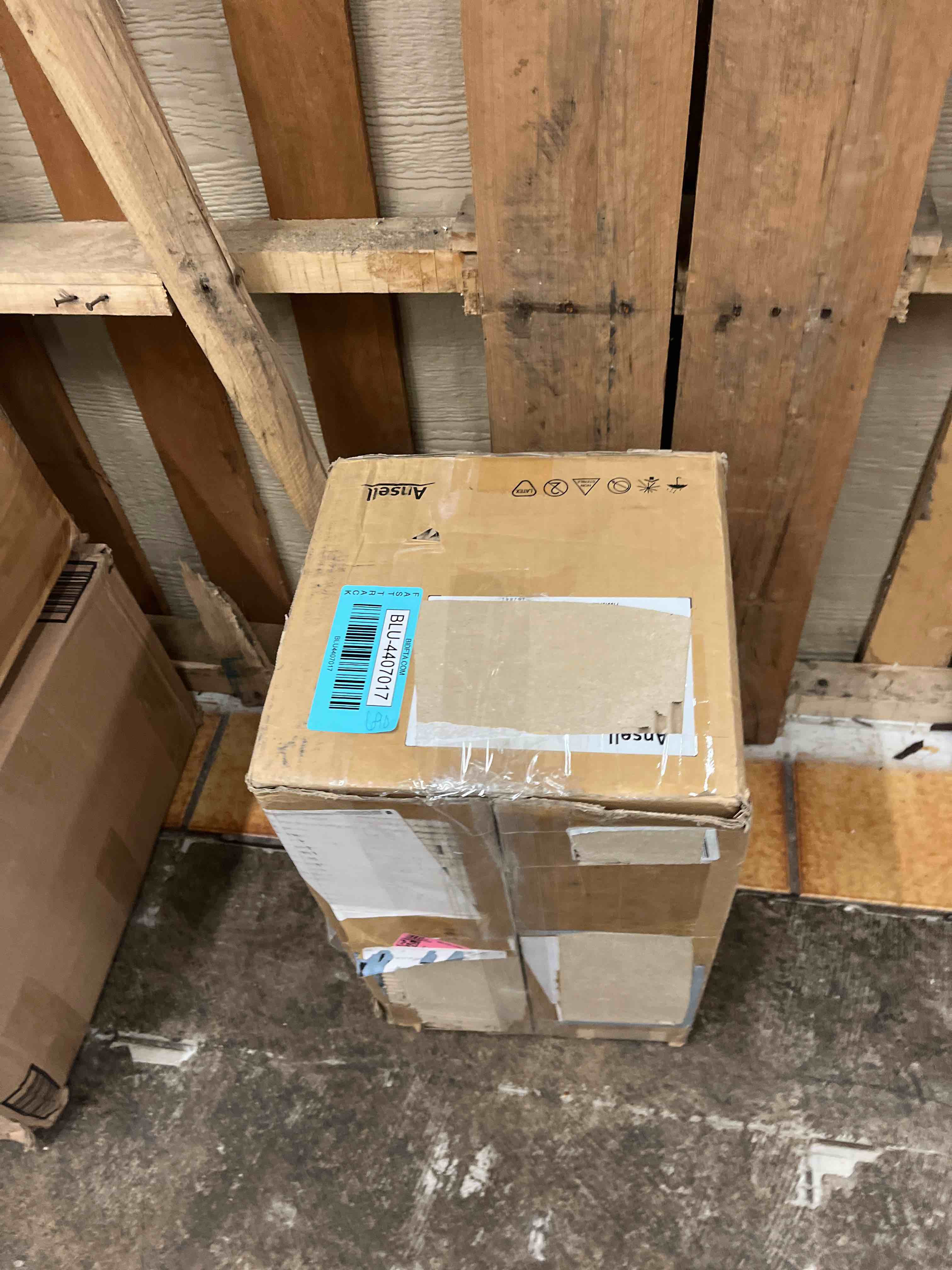 https://s3.amazonaws.com/lotting-images-prod/phillipi/BLU4407017_1746797518286.jpeg