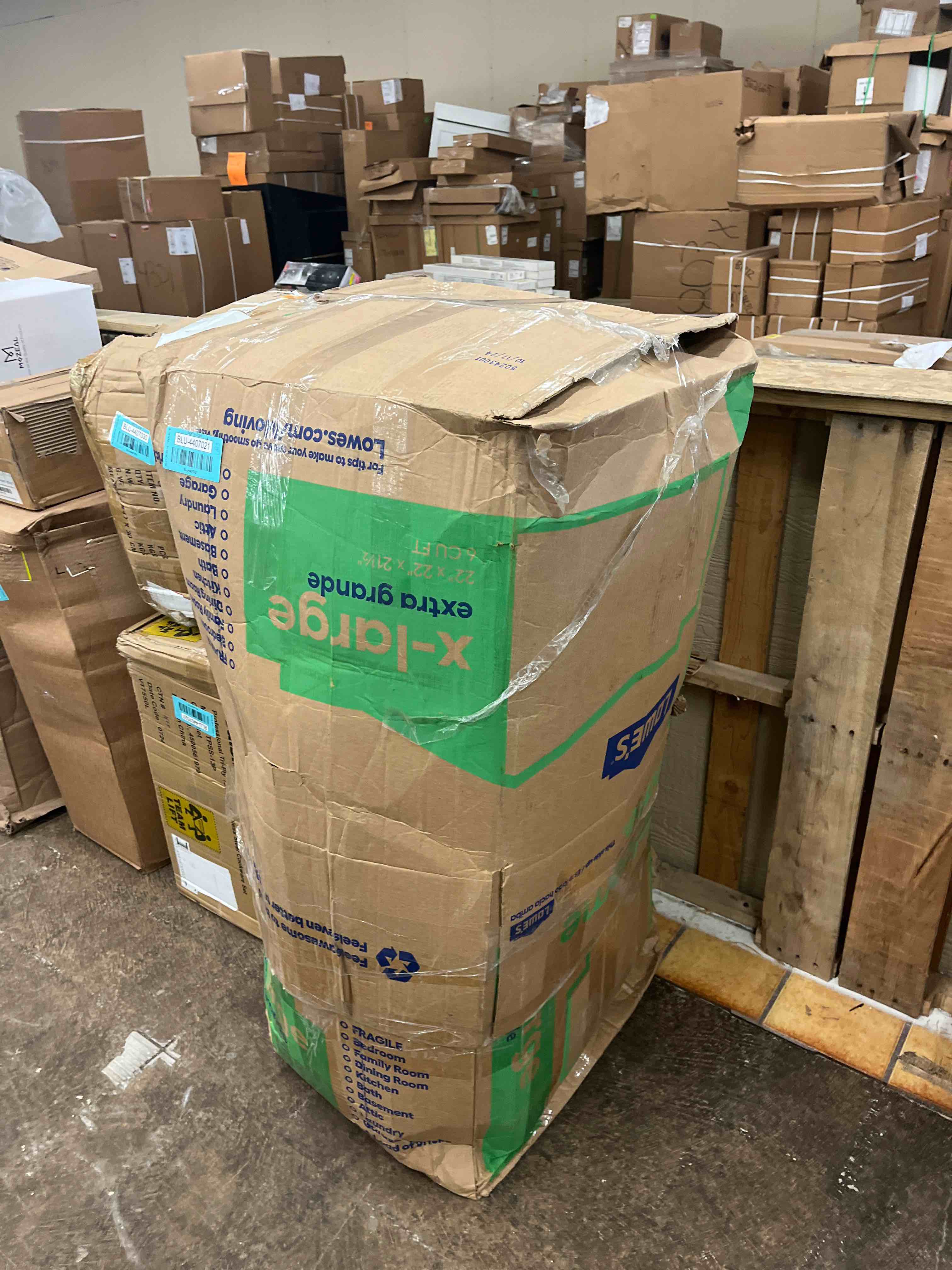 https://s3.amazonaws.com/lotting-images-prod/phillipi/BLU4407021_1746797145394.jpeg