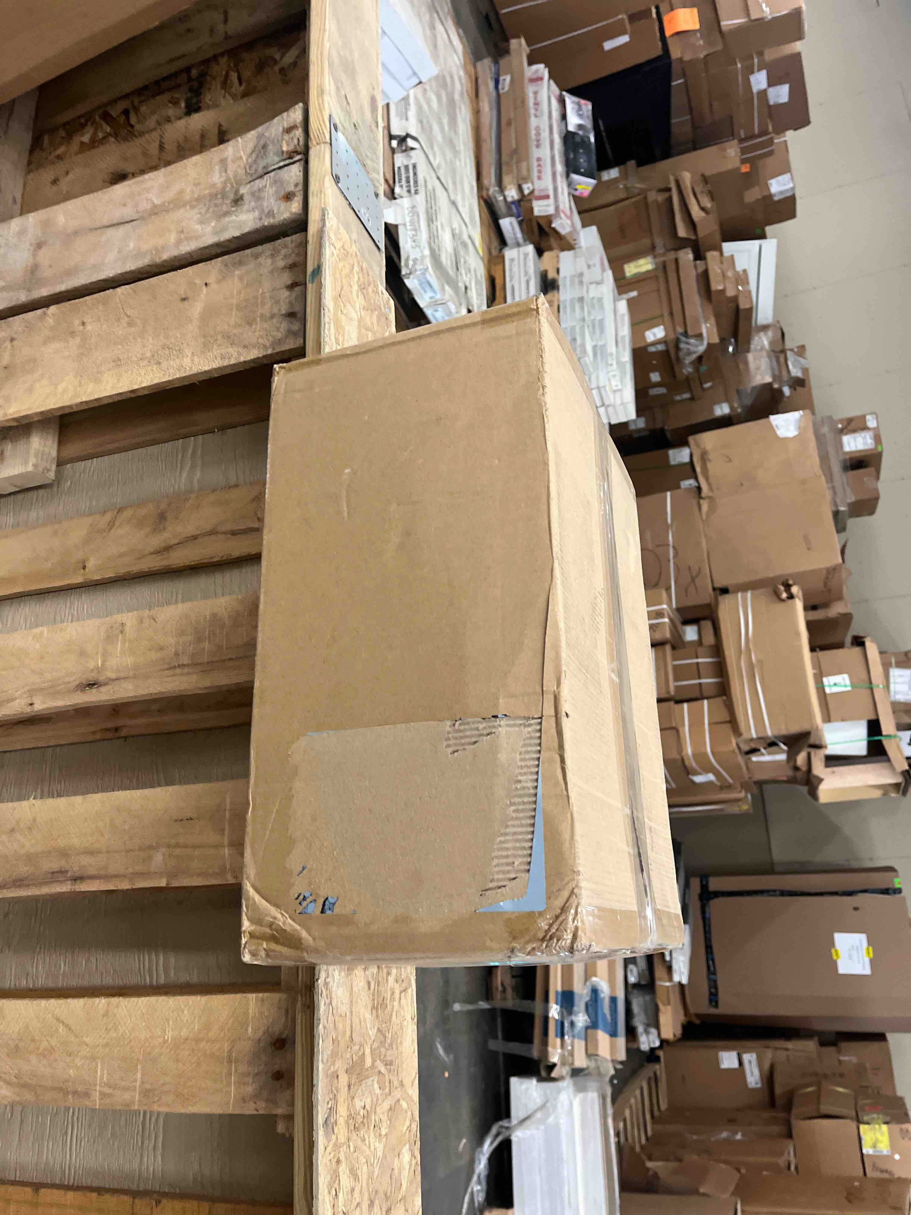 https://s3.amazonaws.com/lotting-images-prod/phillipi/BLU4407037_1746795264403.jpeg