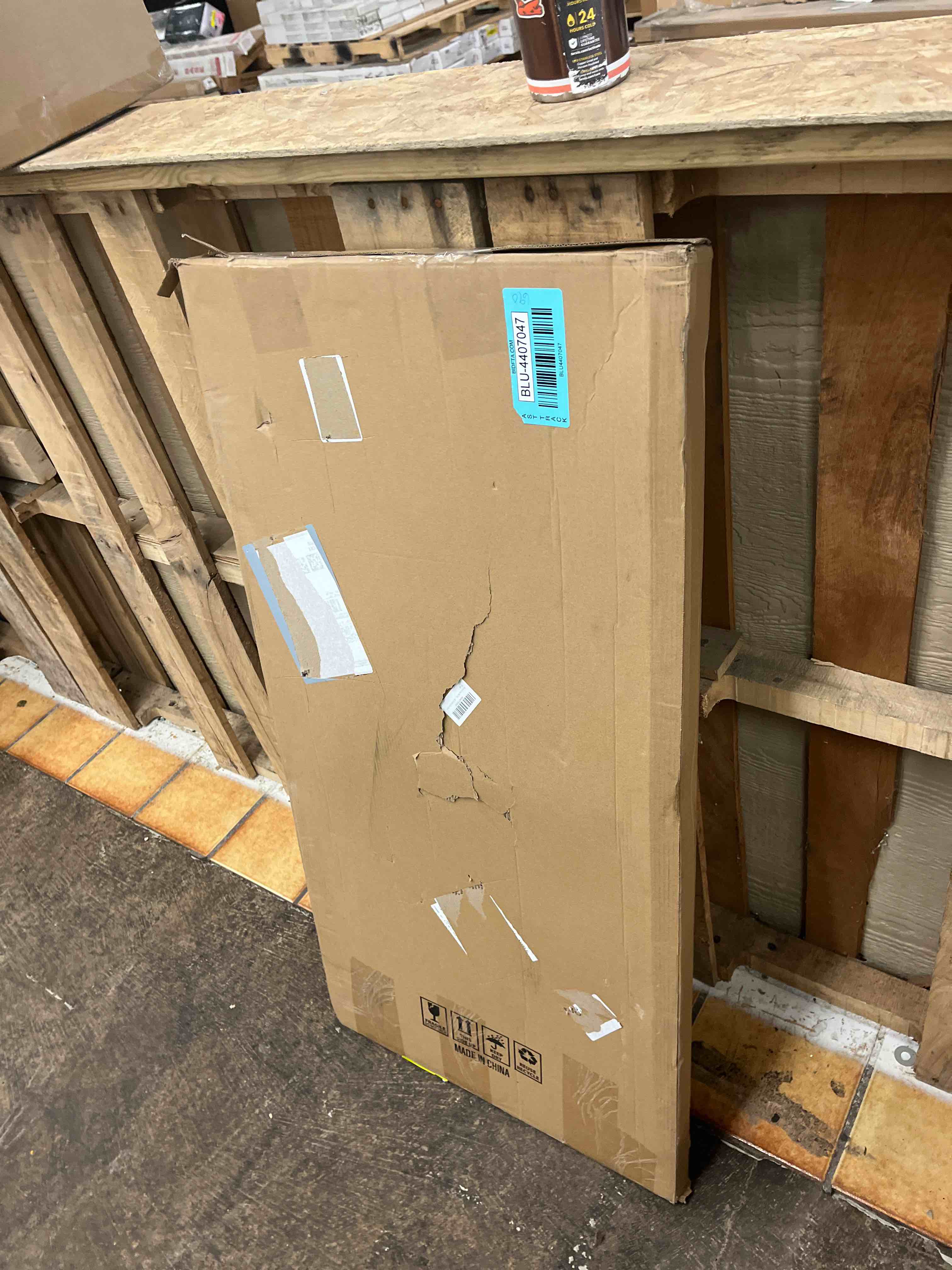 https://s3.amazonaws.com/lotting-images-prod/phillipi/BLU4407047_1746795222371.jpeg