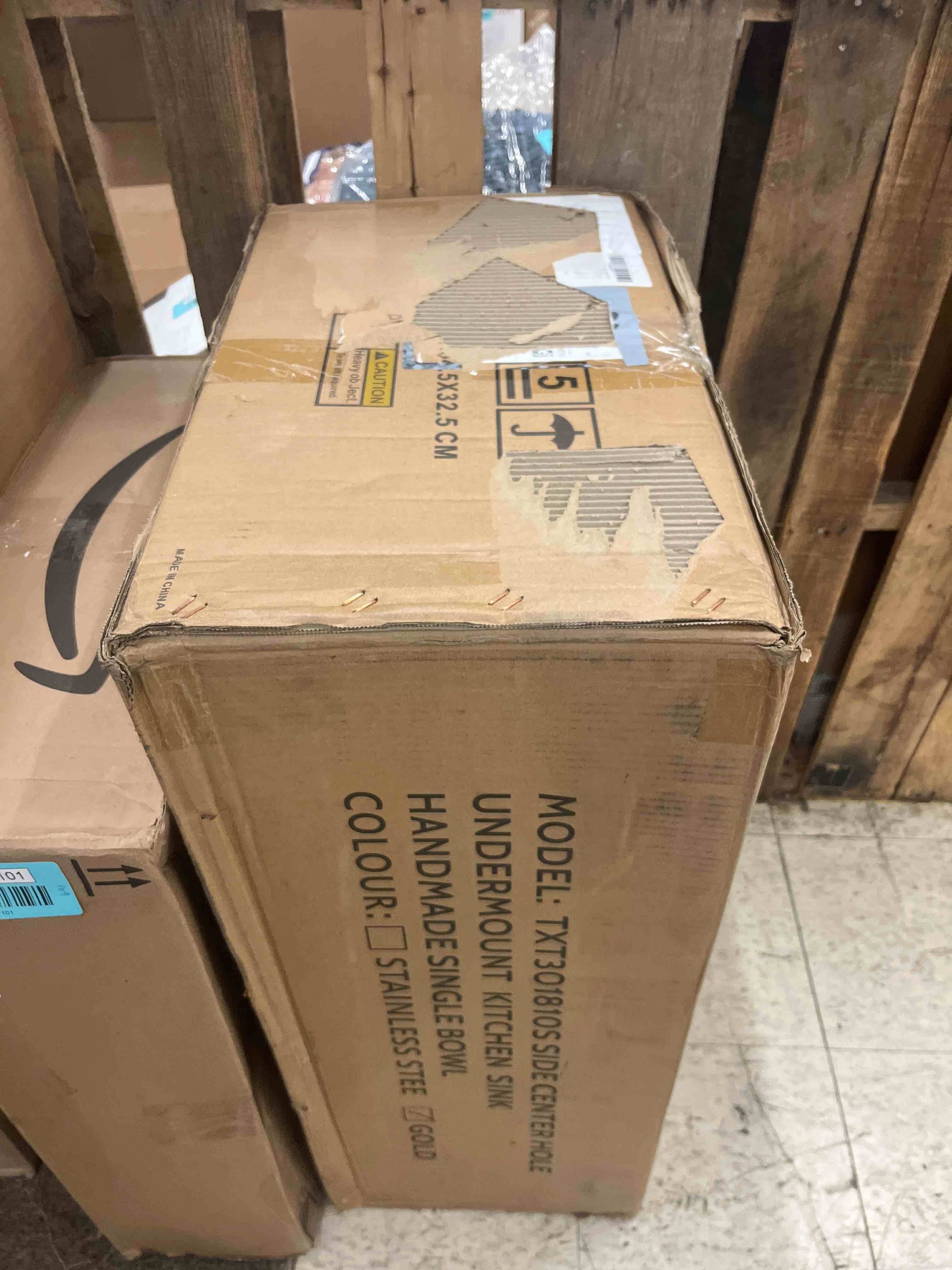 https://s3.amazonaws.com/lotting-images-prod/phillipi/BLU4407098_1746802165376.jpeg