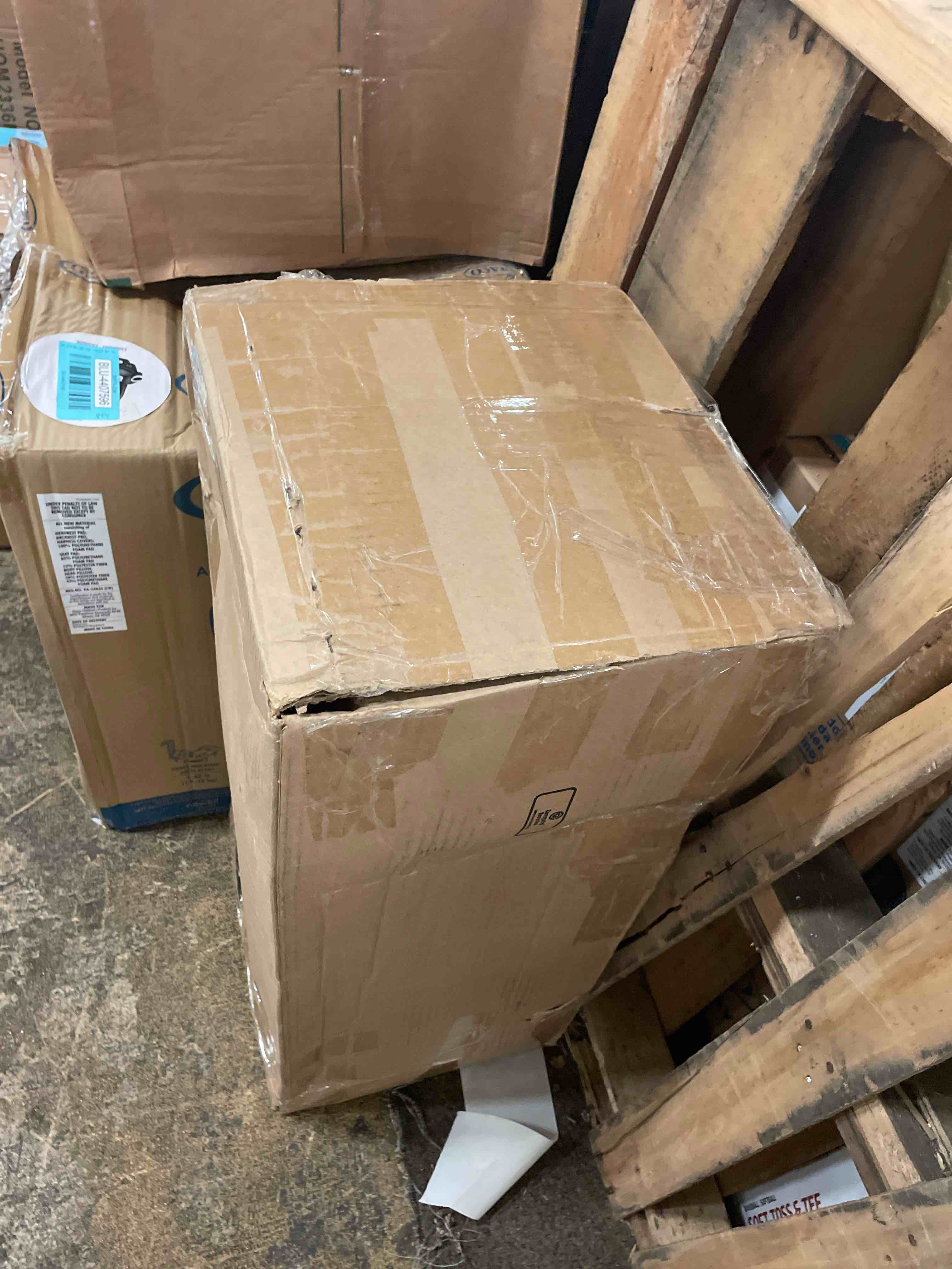 https://s3.amazonaws.com/lotting-images-prod/phillipi/BLU4407602_1751580254167.jpeg