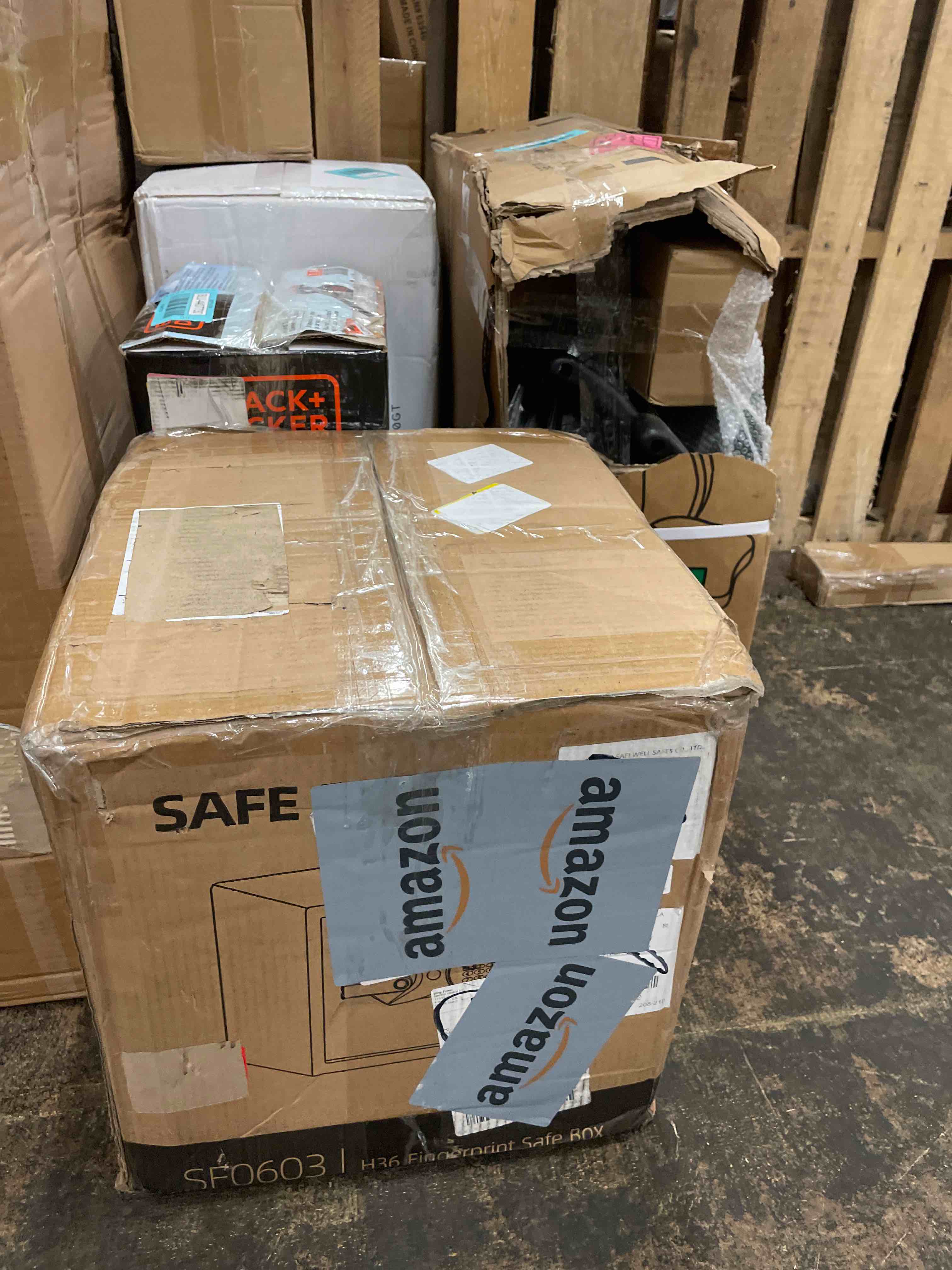 https://s3.amazonaws.com/lotting-images-prod/phillipi/BLU4407736_1751619881950.jpeg