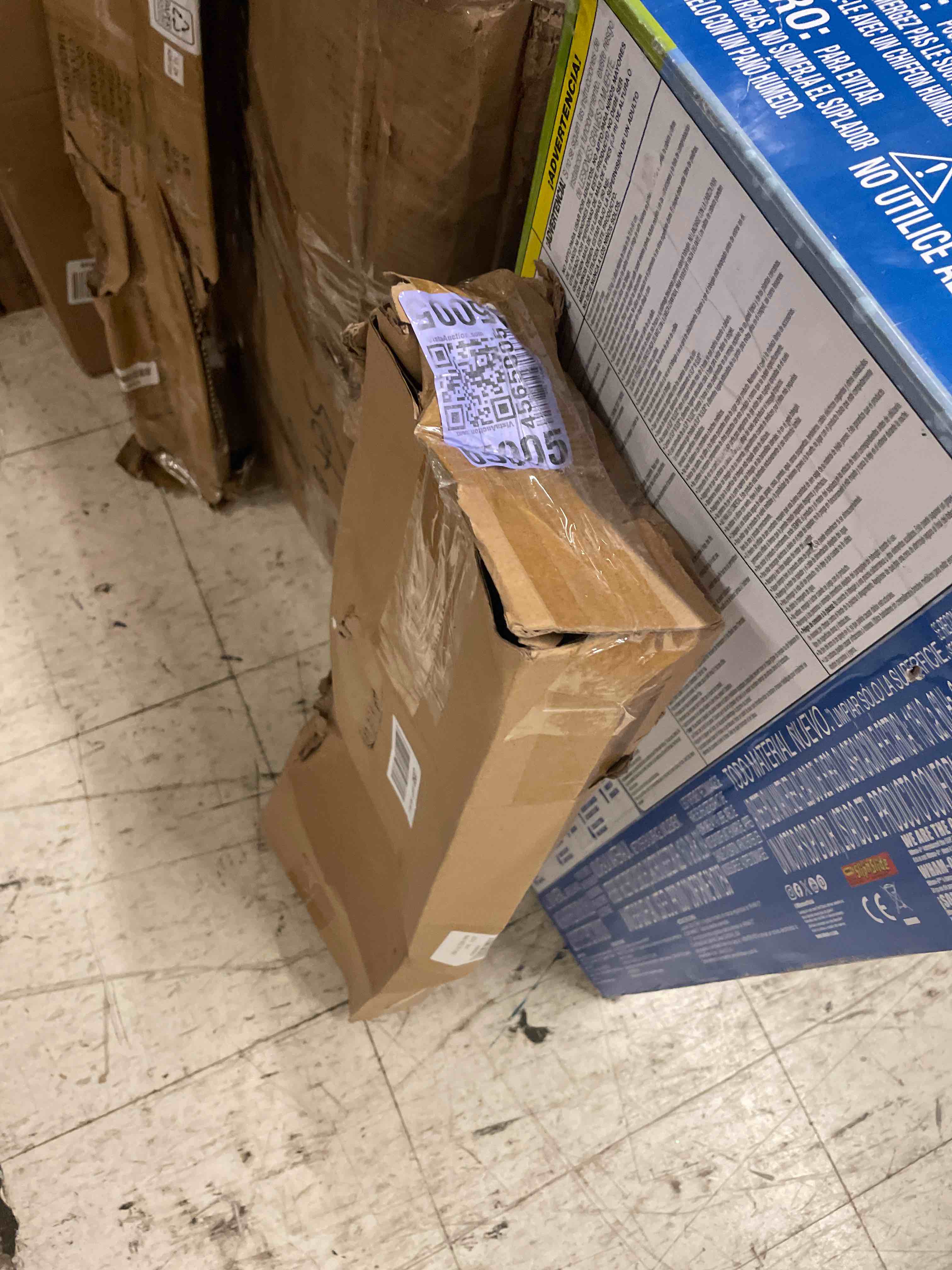 https://s3.amazonaws.com/lotting-images-prod/phillipi/BLU4407790_1752096434822.jpeg