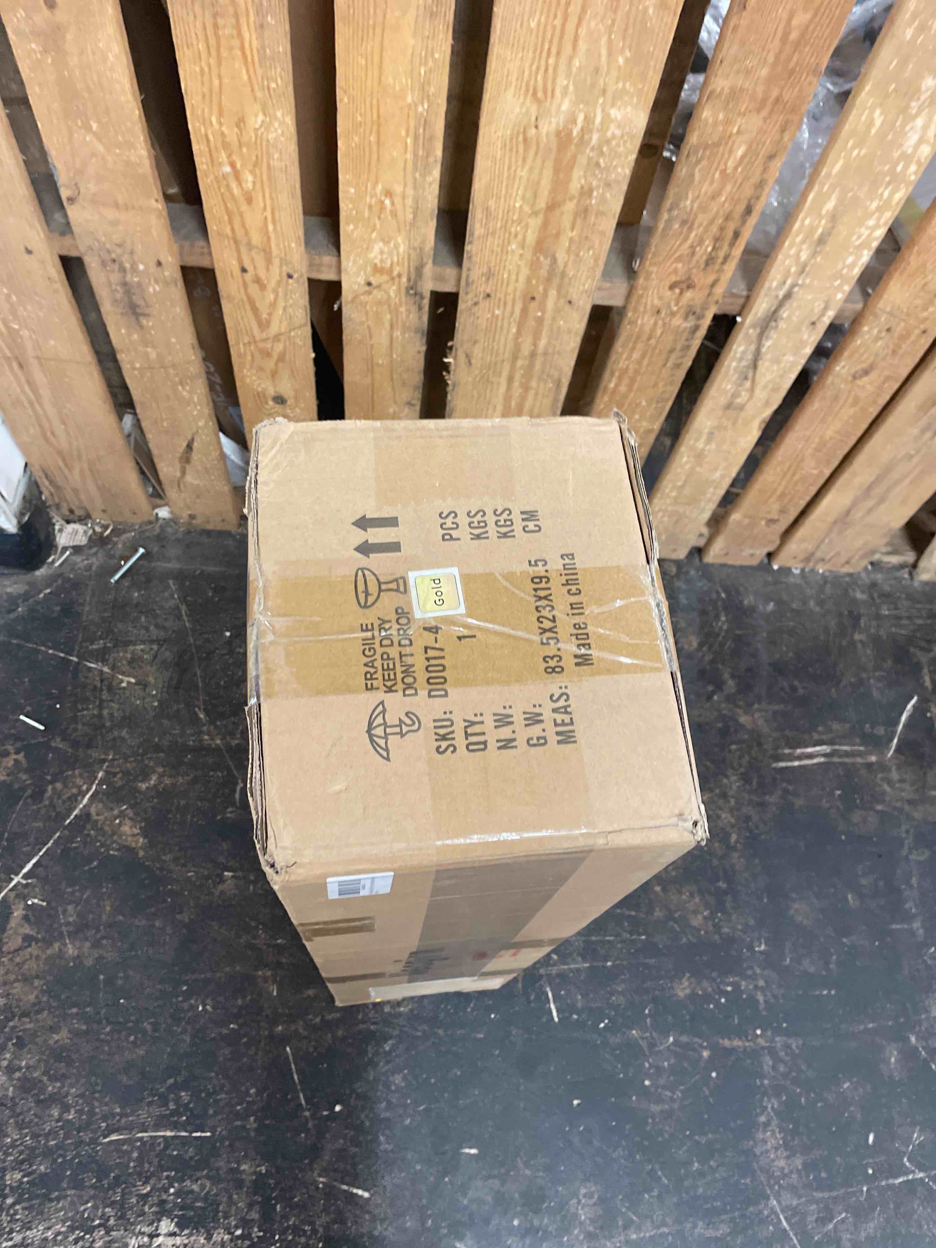 https://s3.amazonaws.com/lotting-images-prod/phillipi/BLU4407921_1752261725426.jpeg