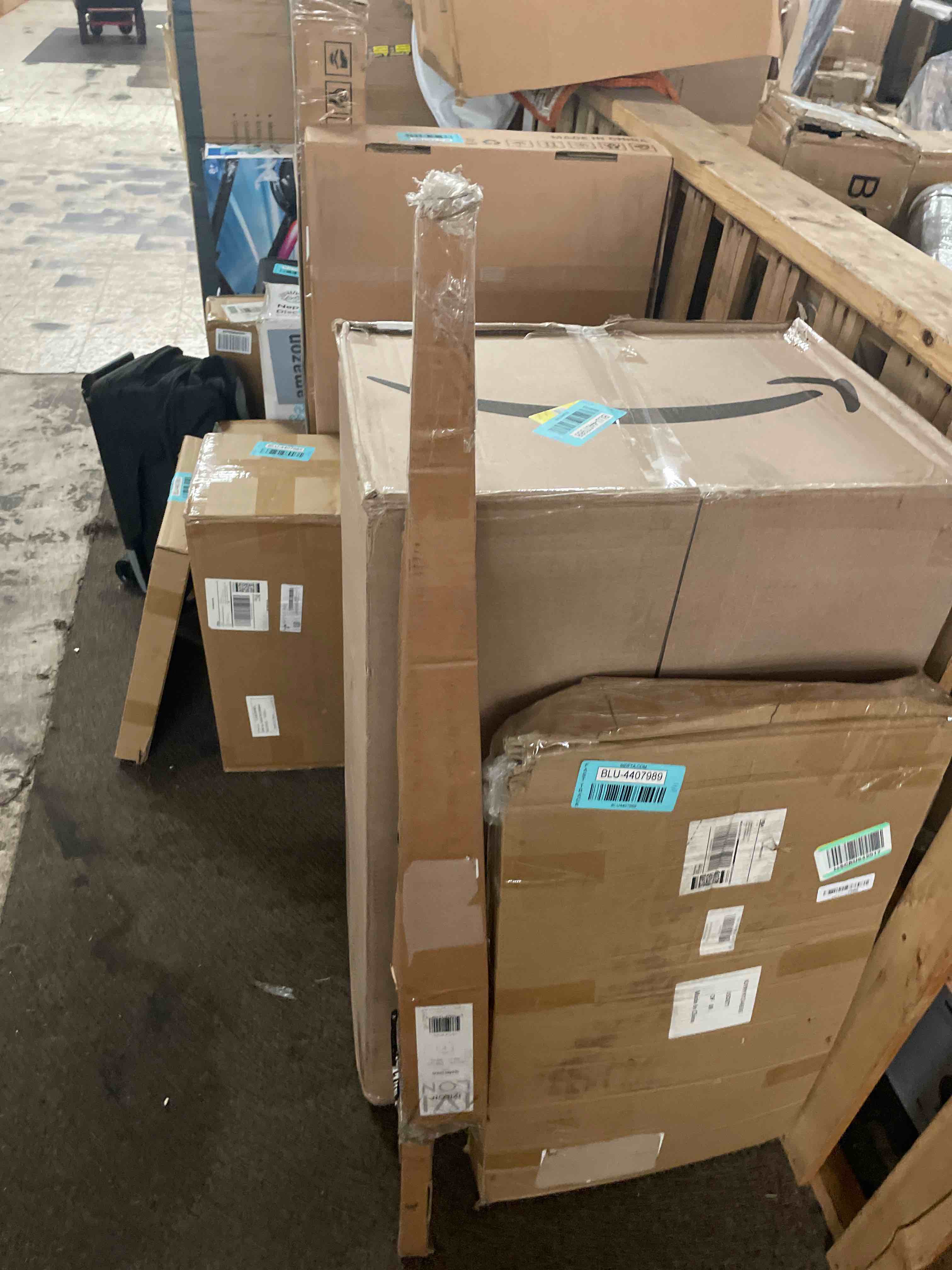https://s3.amazonaws.com/lotting-images-prod/phillipi/BLU4407990_1752202938150.jpeg