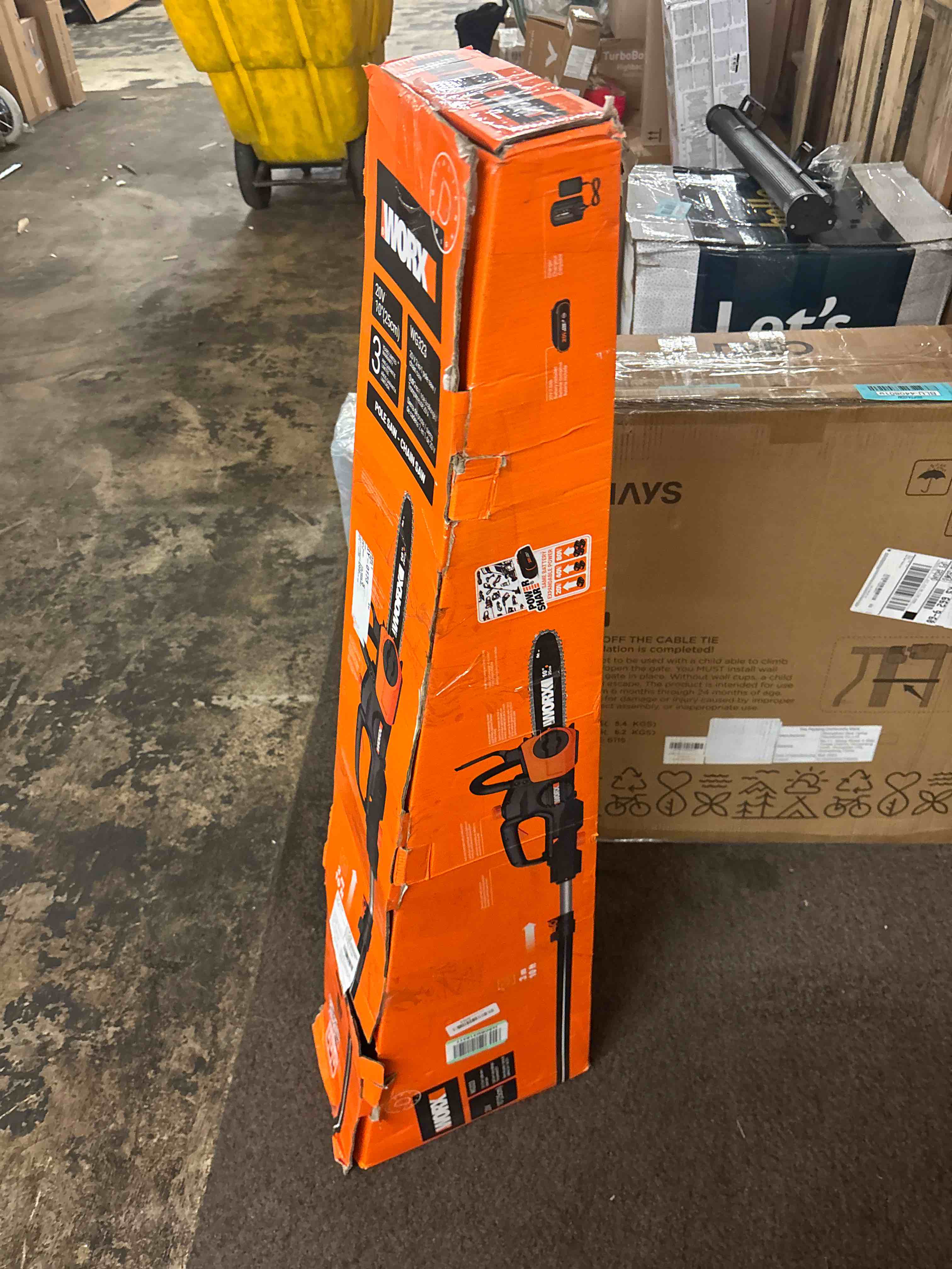 https://s3.amazonaws.com/lotting-images-prod/phillipi/BLU4408021_1752238779937.jpeg