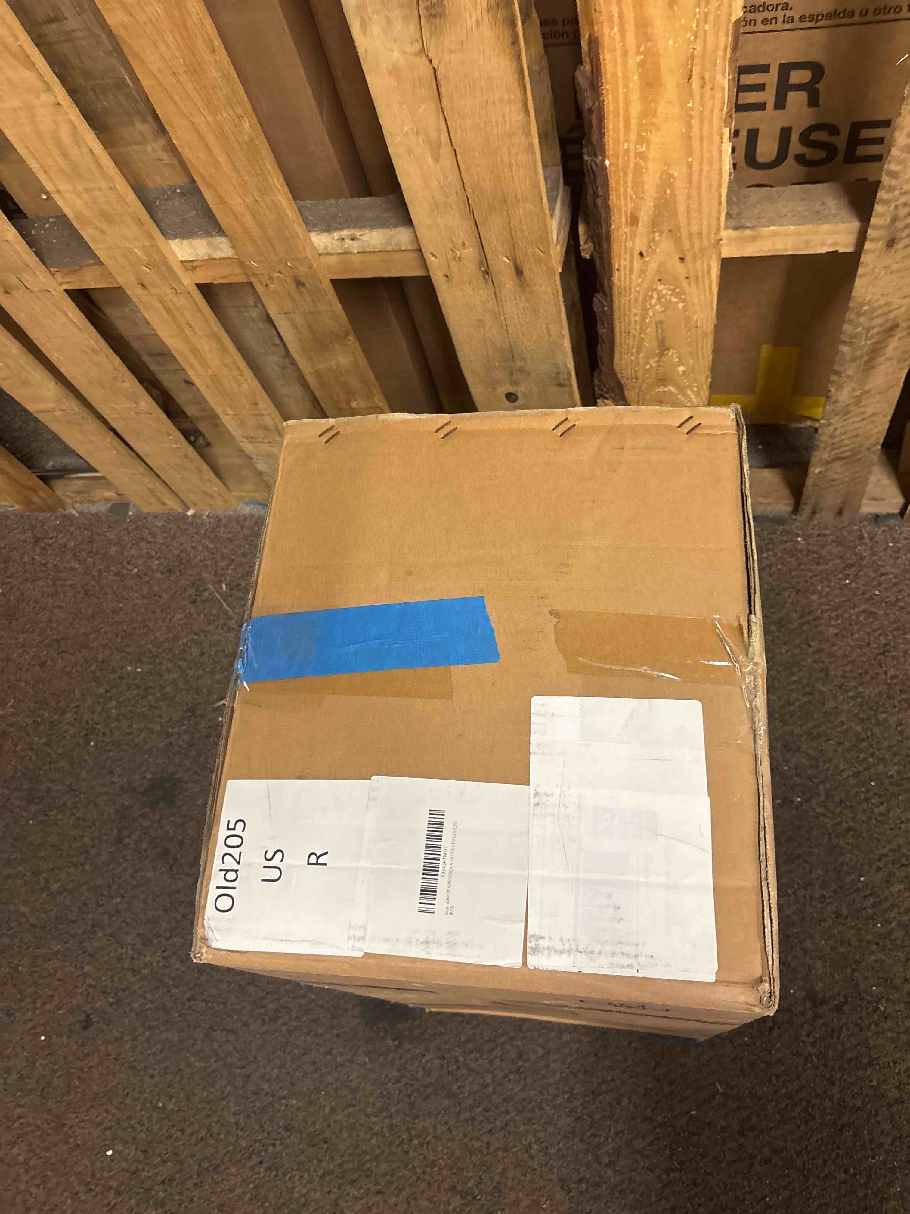 https://s3.amazonaws.com/lotting-images-prod/phillipi/BLU4408027_1752239361739.jpeg