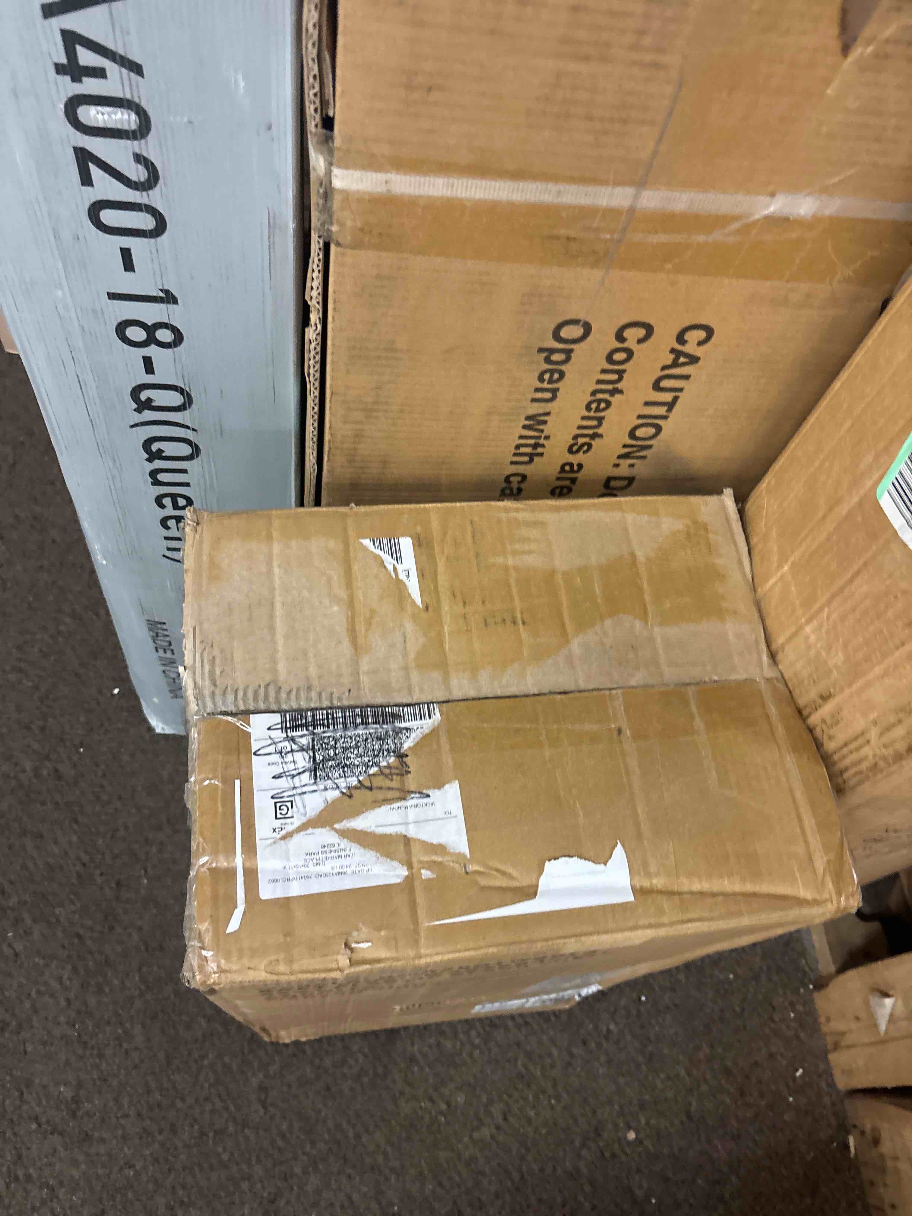https://s3.amazonaws.com/lotting-images-prod/phillipi/BLU4408041_1752241049238.jpeg