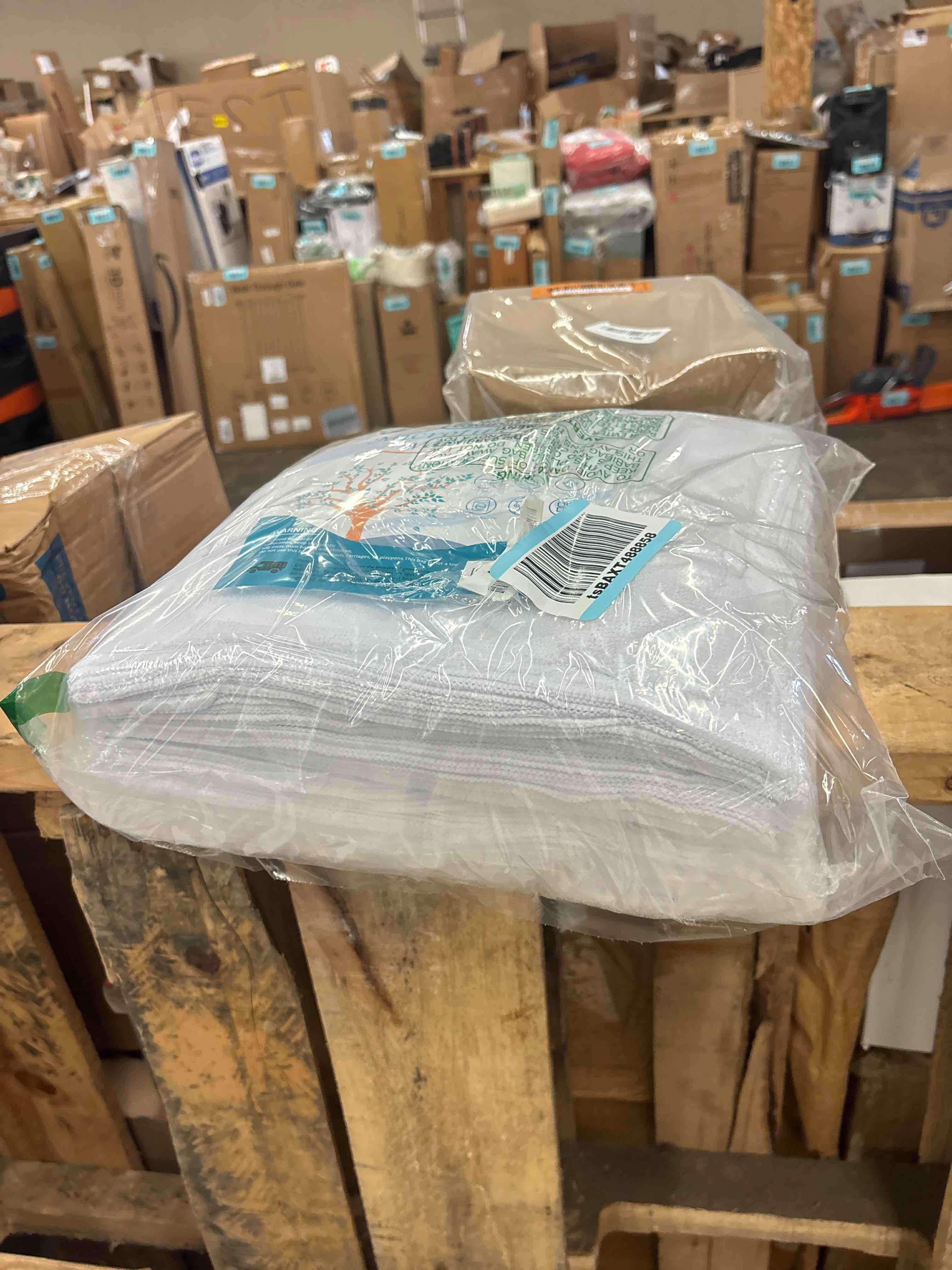 https://s3.amazonaws.com/lotting-images-prod/phillipi/BLU4408261_1752780094933.jpeg