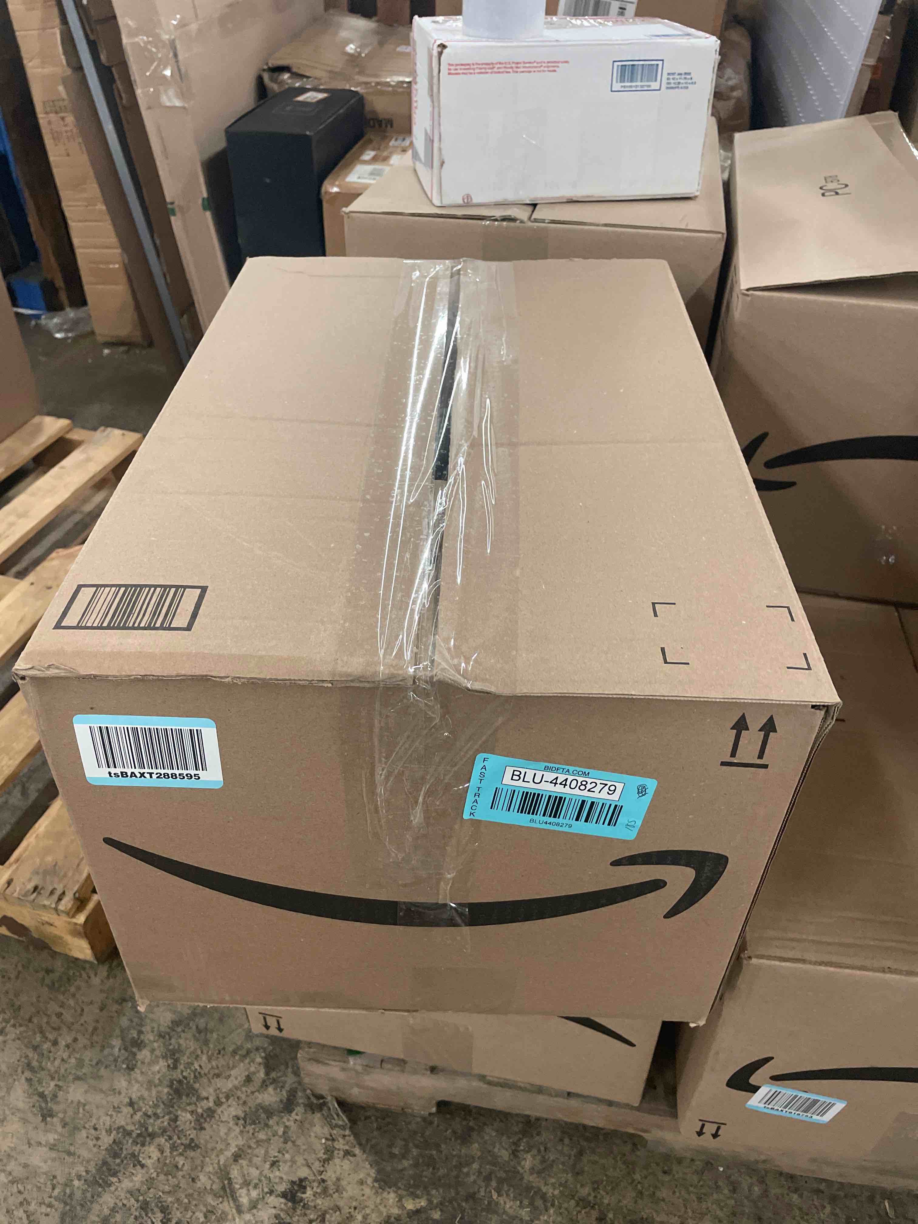 https://s3.amazonaws.com/lotting-images-prod/phillipi/BLU4408279_1754468628837.jpeg