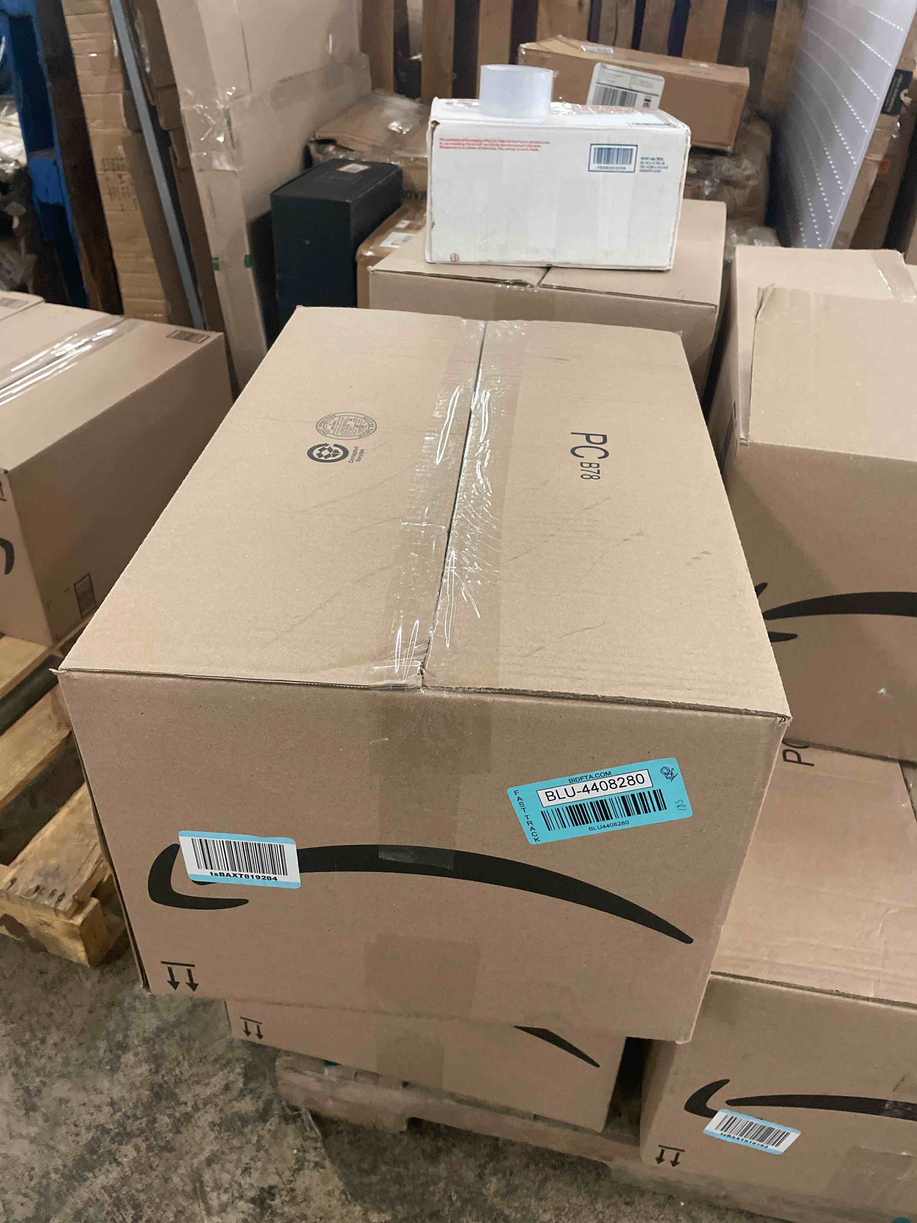 https://s3.amazonaws.com/lotting-images-prod/phillipi/BLU4408280_1754468787098.jpeg