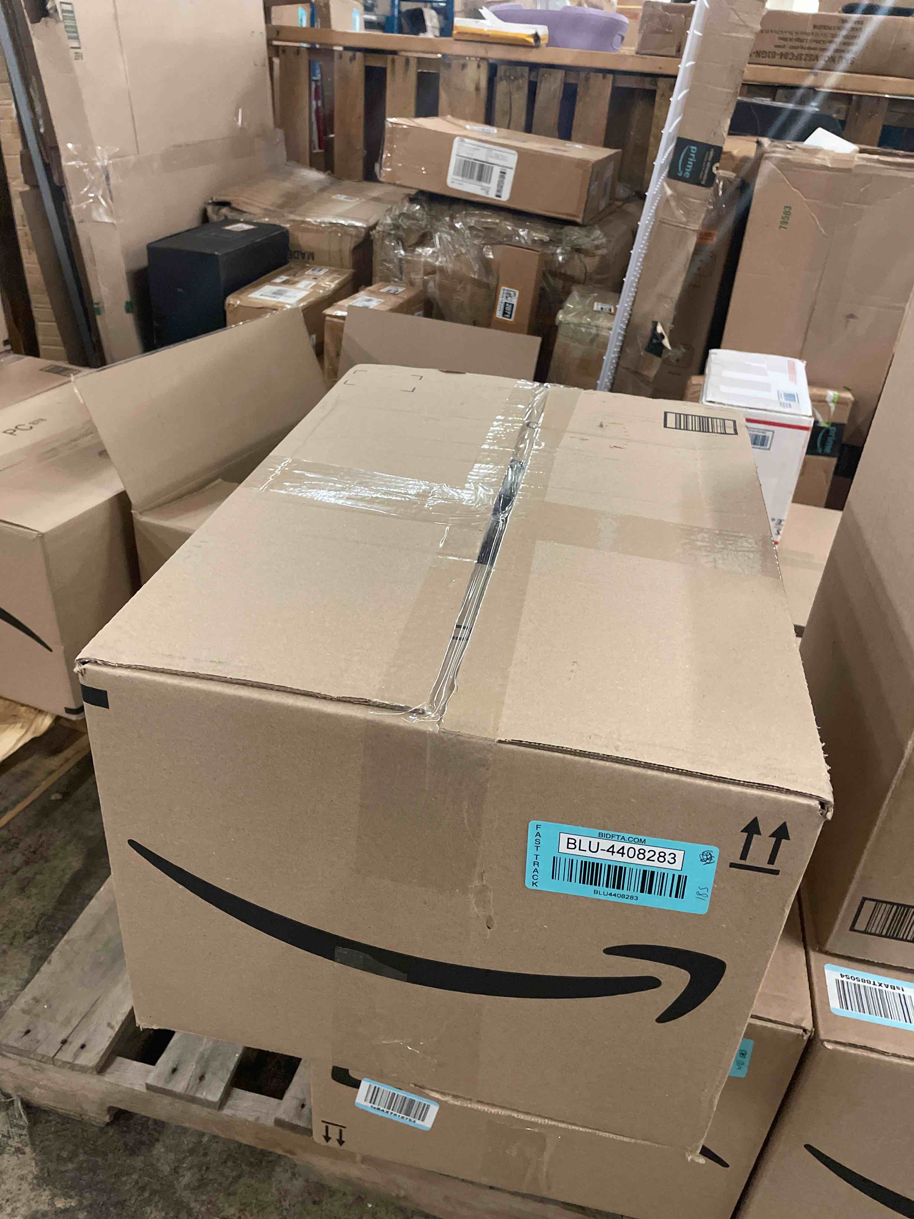 https://s3.amazonaws.com/lotting-images-prod/phillipi/BLU4408283_1754469187398.jpeg