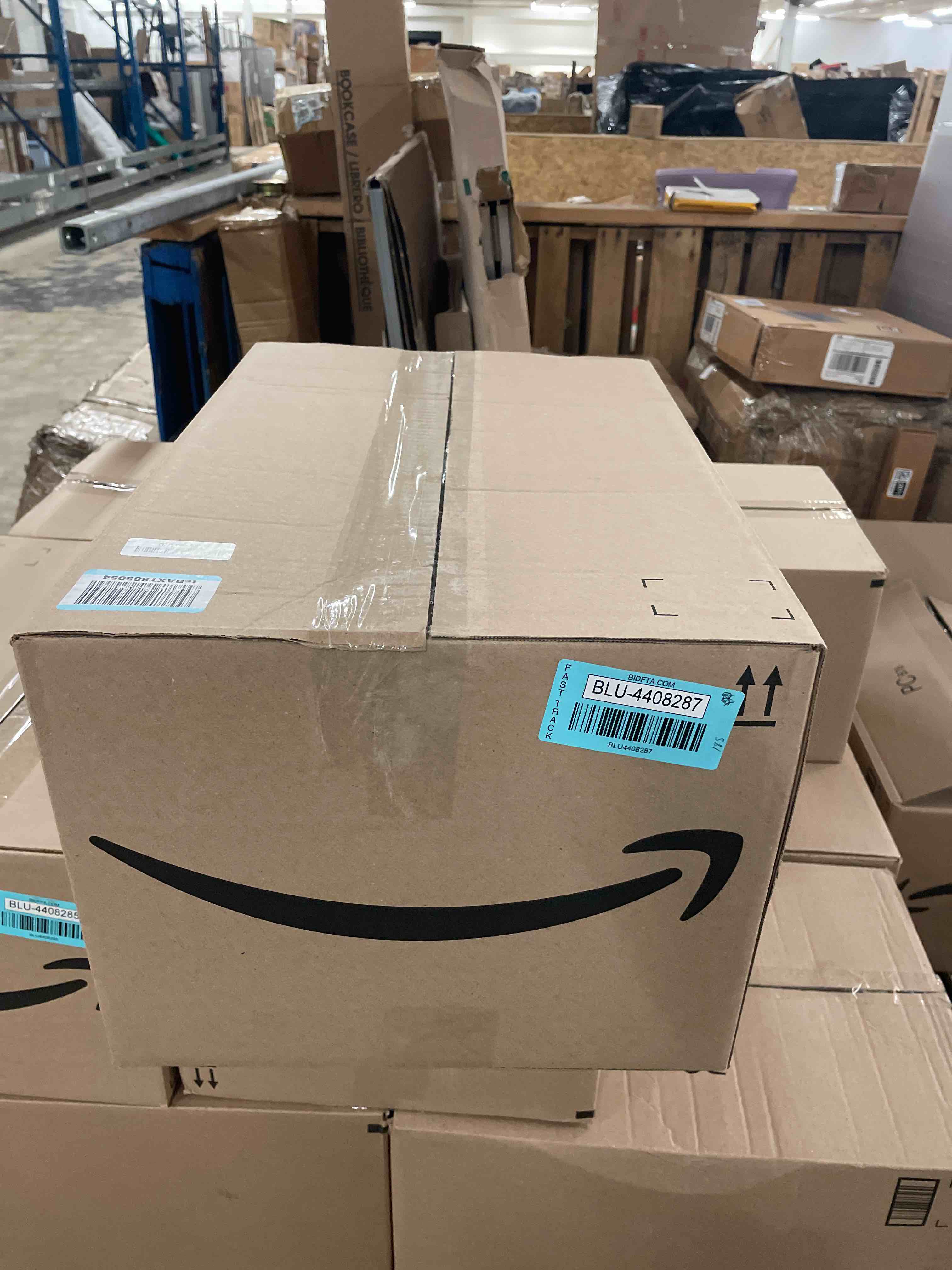 https://s3.amazonaws.com/lotting-images-prod/phillipi/BLU4408287_1754469599880.jpeg