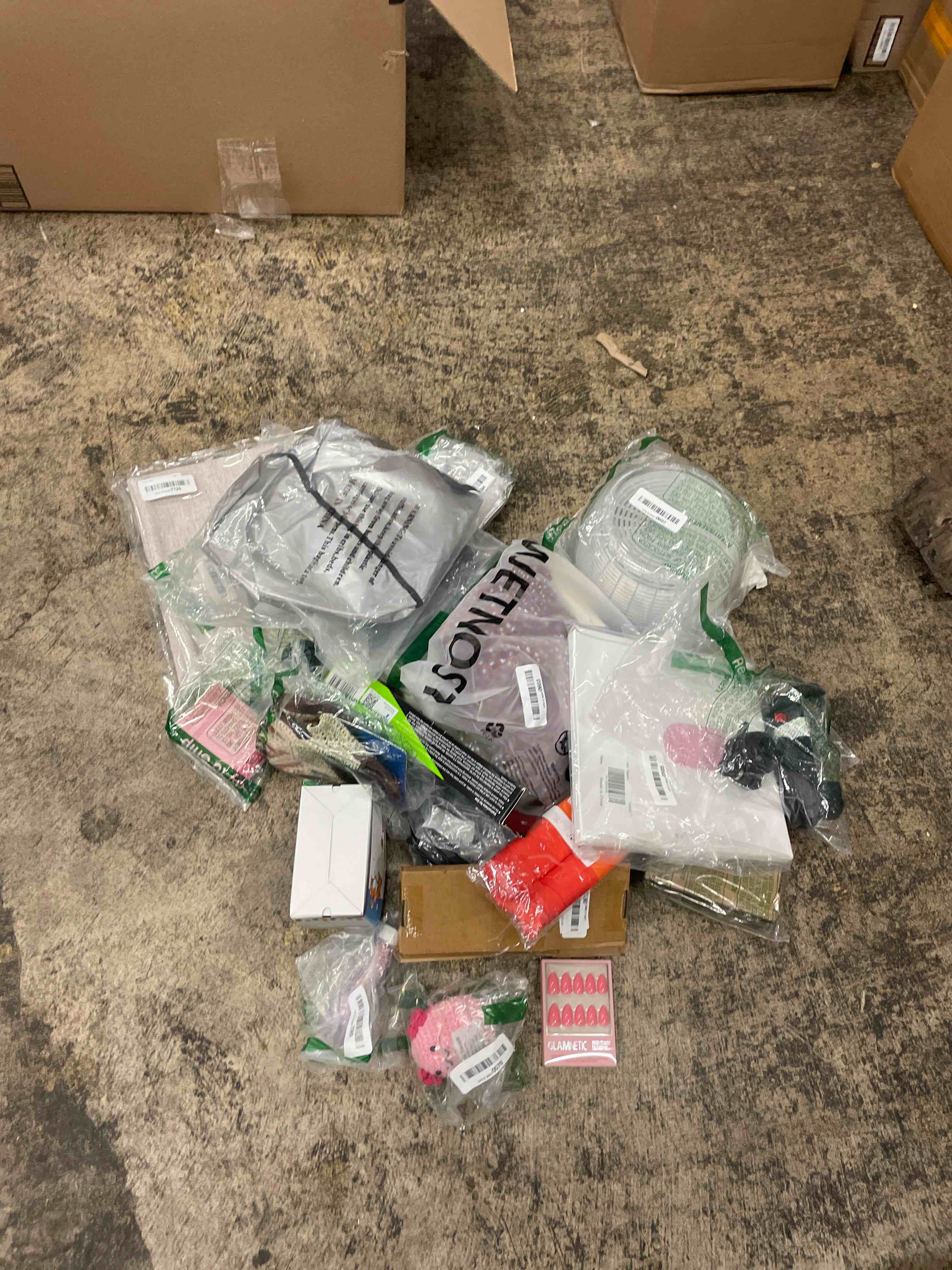 https://s3.amazonaws.com/lotting-images-prod/phillipi/BLU4408292_1754483017670.jpeg