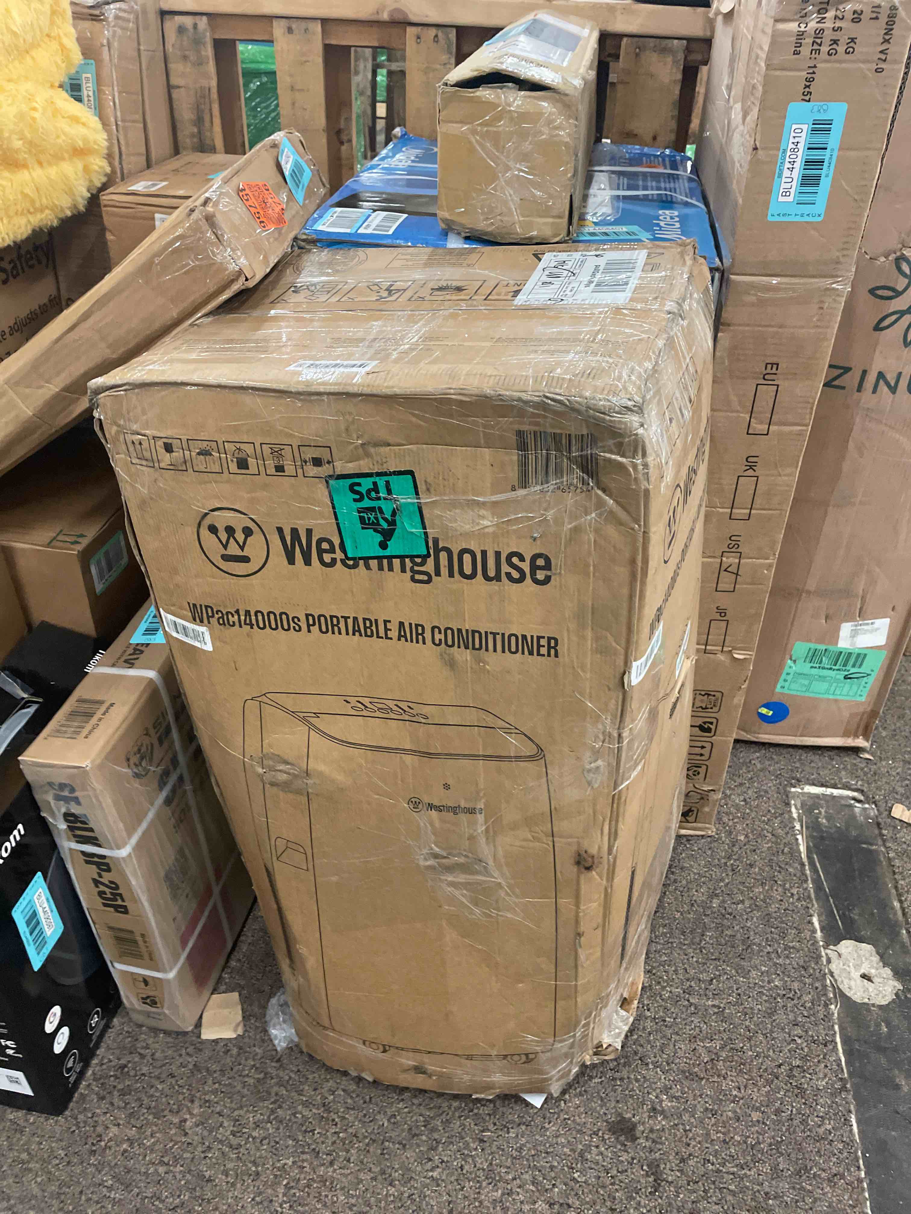 https://s3.amazonaws.com/lotting-images-prod/phillipi/BLU4408413_1753123559581.jpeg